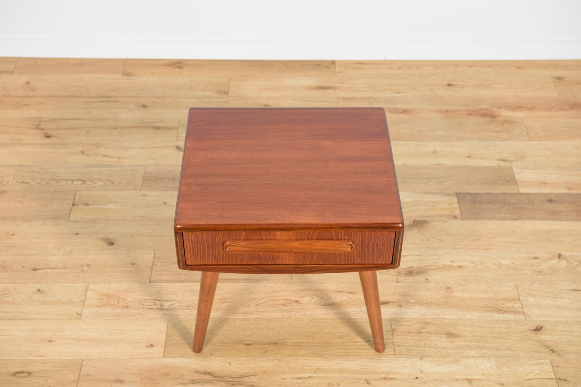 Para szafek nocnych, teak brązowy, proj. V. Wilkins, G-Plan, Wielka Brytania, lata 60. - 224708