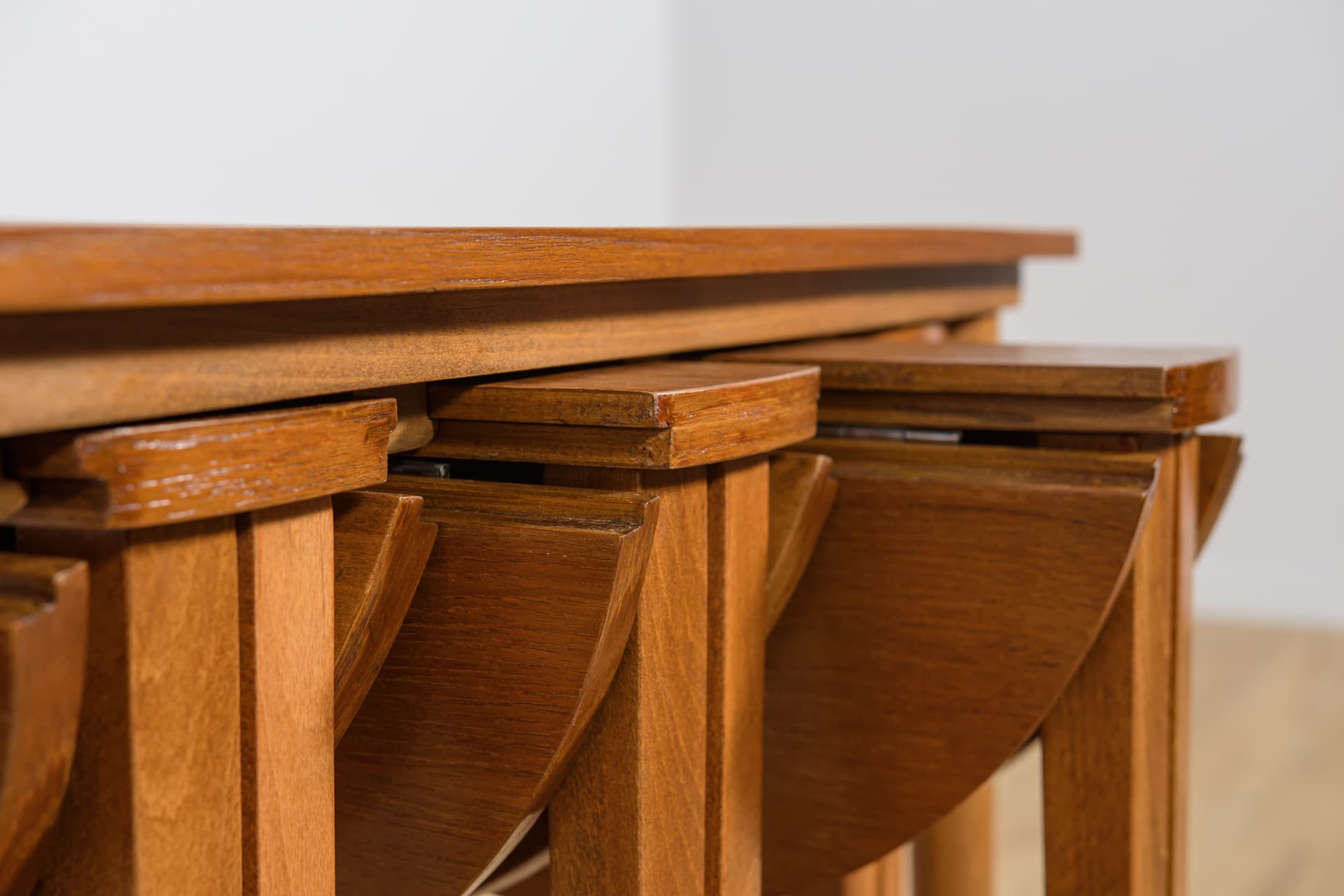 Komplet stolików gniazdowych, teak brązowy, buk, proj. P. Hundevad, Czechosłowacja, lata 60. - 224745