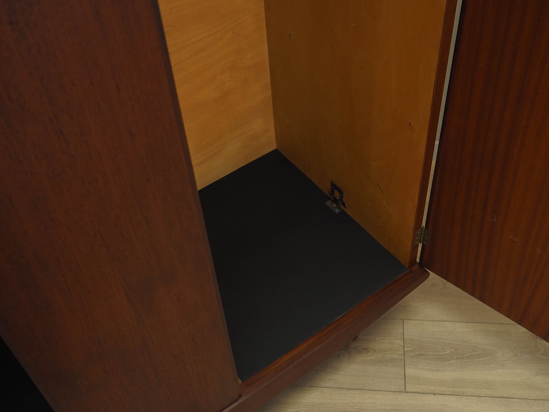 Szafa, teak brązowy, Dania, lata 60. - 224862