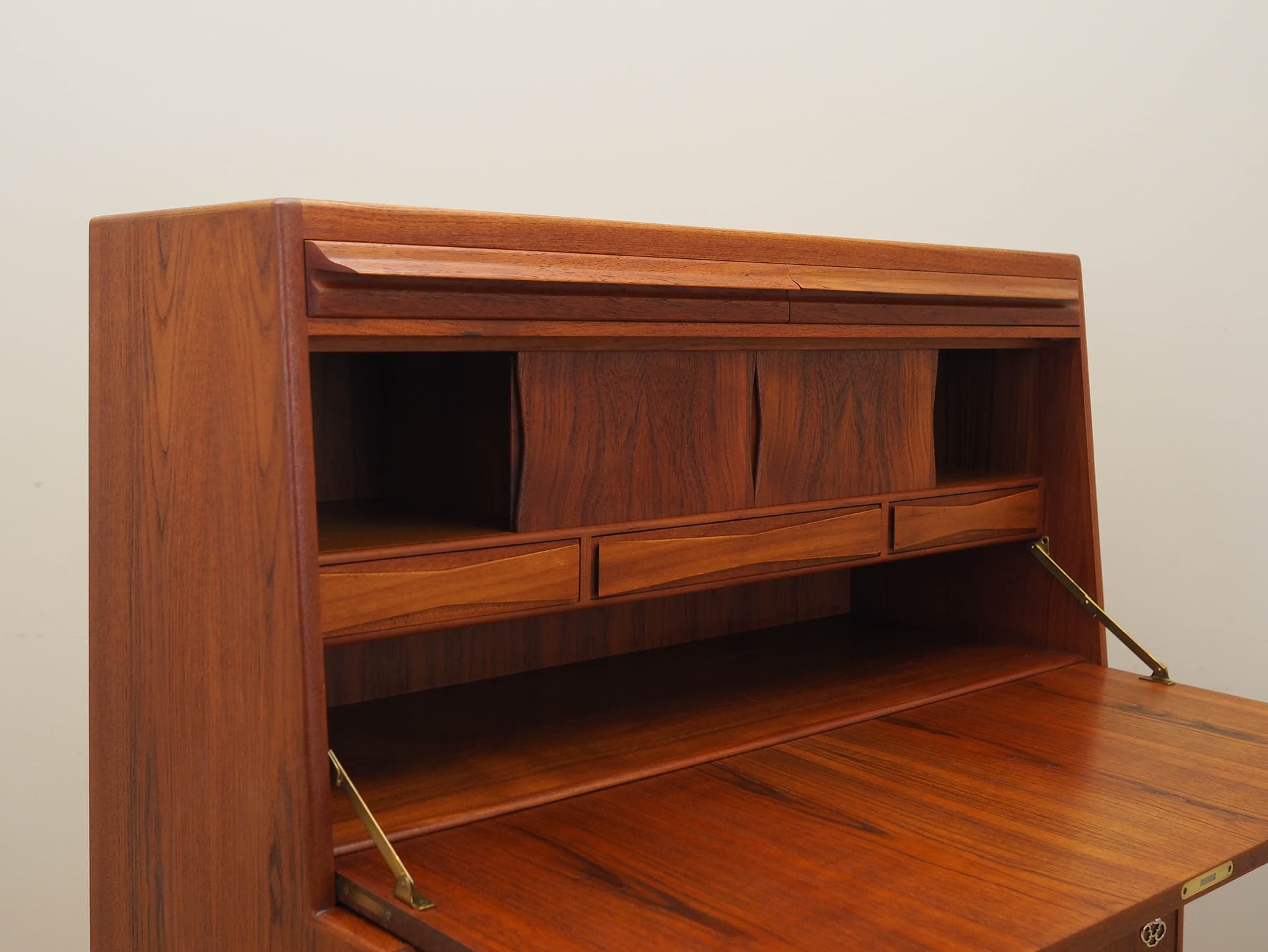 Sekretarzyk, teak brązowy, proj. E. Torvits, Klim Møbelfabrik, Dania, lata 60. - 224910