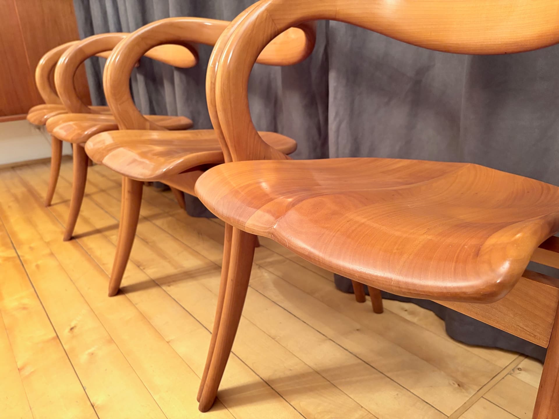 Komplet czterech krzeseł, brązowy, proj. A. Sibau, Włochy, lata 80. - 225718