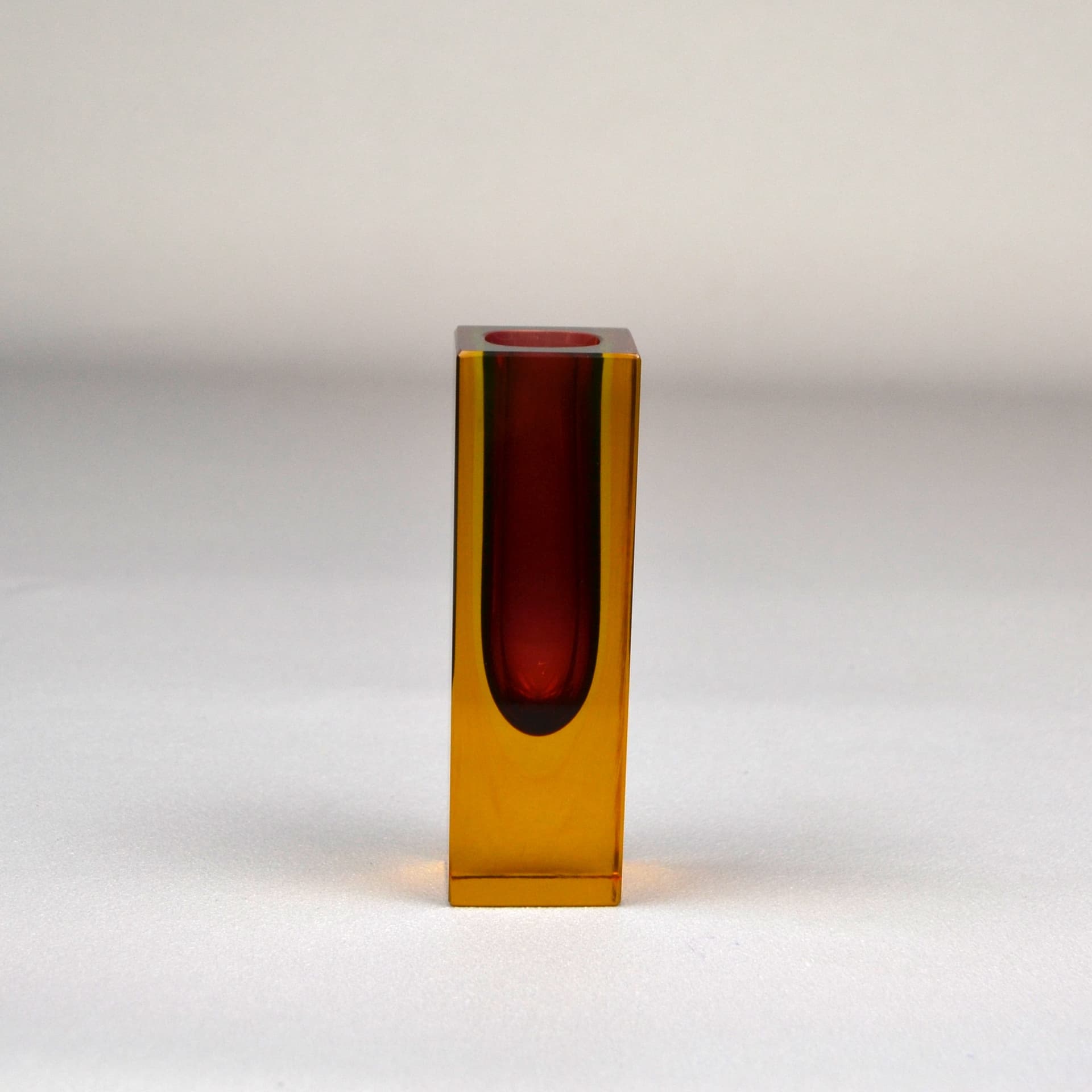 Wazon Murano Mandruzzato, szkło czerwony, Włochy, lata 50. - 1635