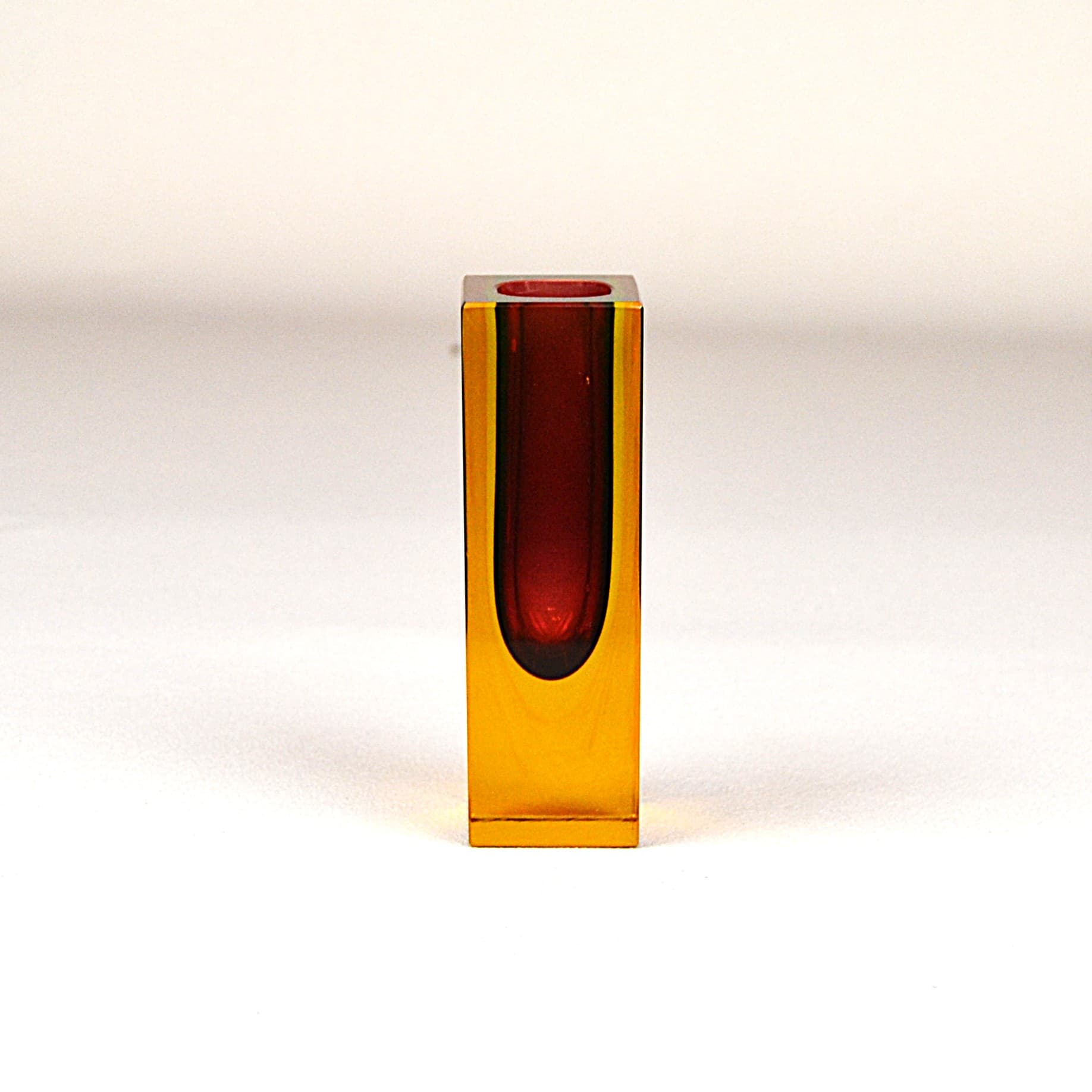 Wazon Murano Mandruzzato, szkło czerwony, Włochy, lata 50. - 1631