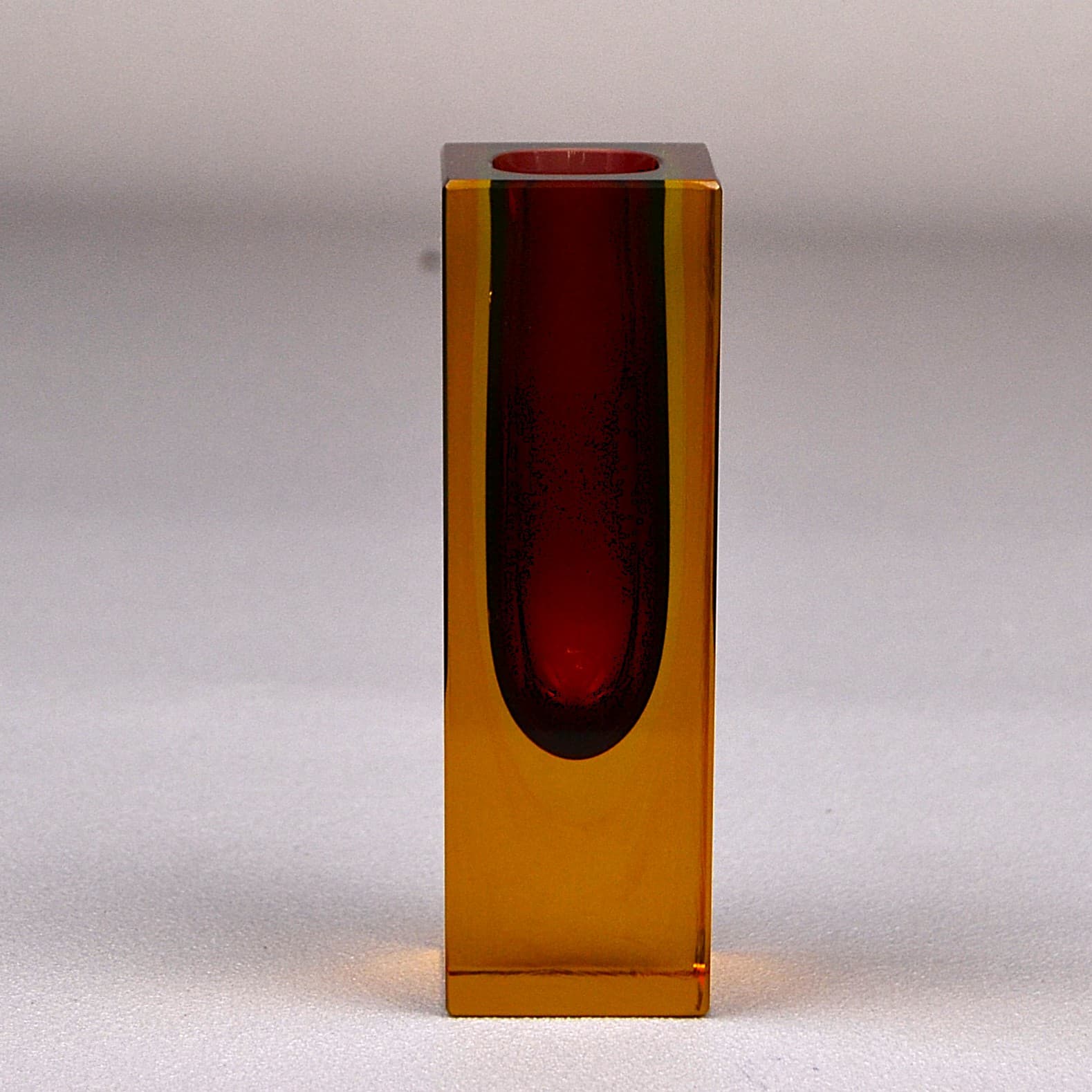 Wazon Murano Mandruzzato, szkło czerwony, Włochy, lata 50. - 1632