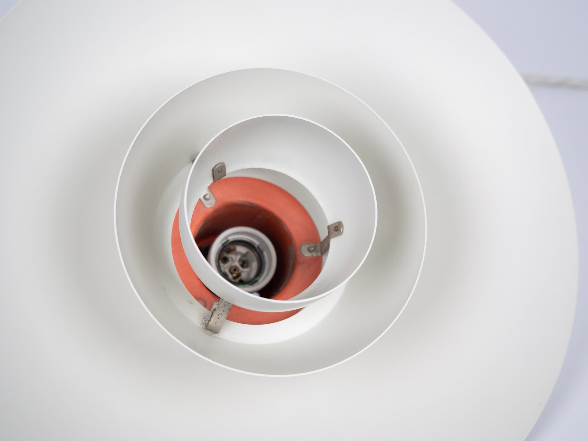 Lampa wisząca PH 4/3, biały, aluminium, proj. P. Henningsen, Louis Poulsen, Dania, lata 90. - 226332