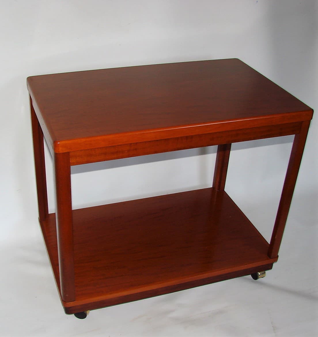 Stolik pomocniczy, brązowy, drewno, lata 70. - 227127