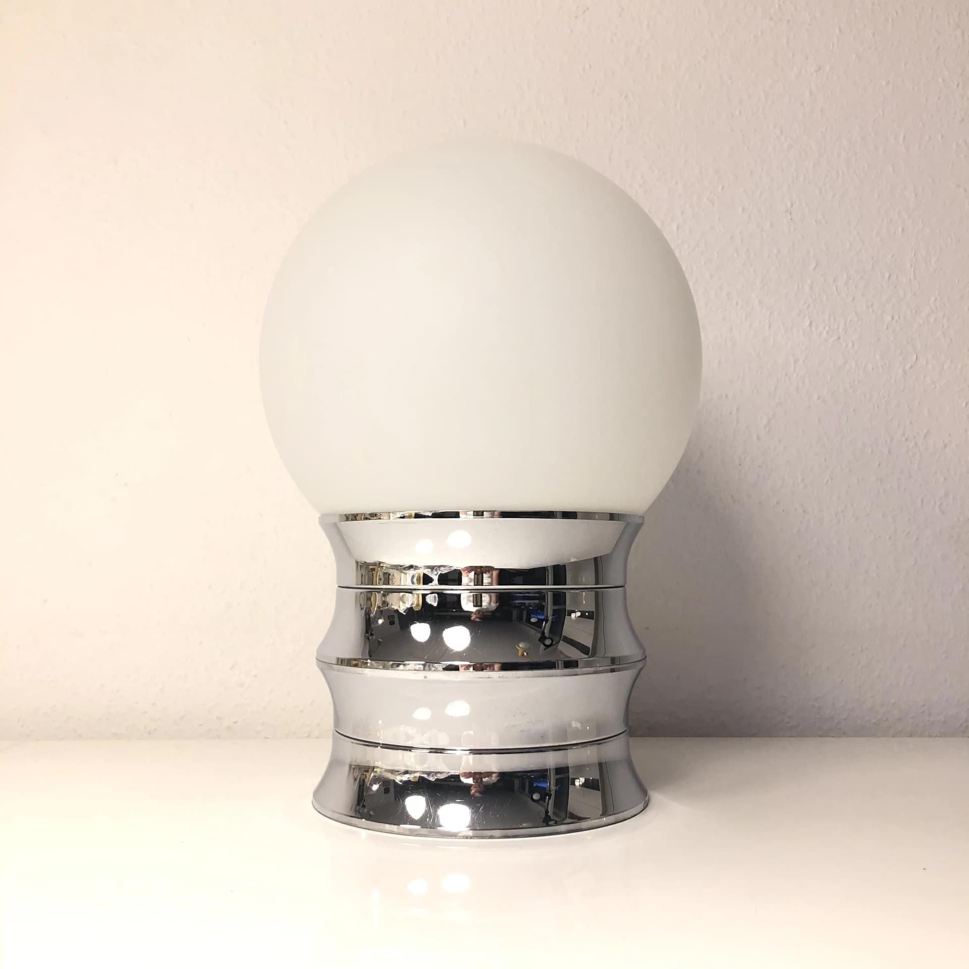 Table Lamp Space Age, white, chrome metal, AKA Electric, Germany, 1970s. - 16573