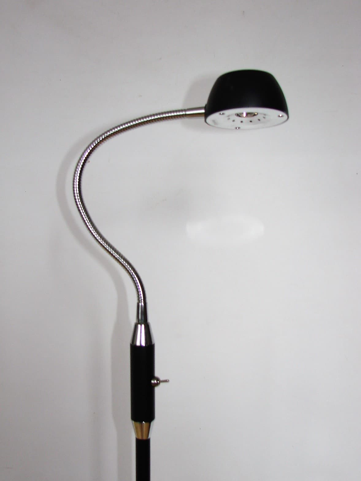 Lampa podłogowa, czarny, metal, Szwecja, lata 80. - 227605