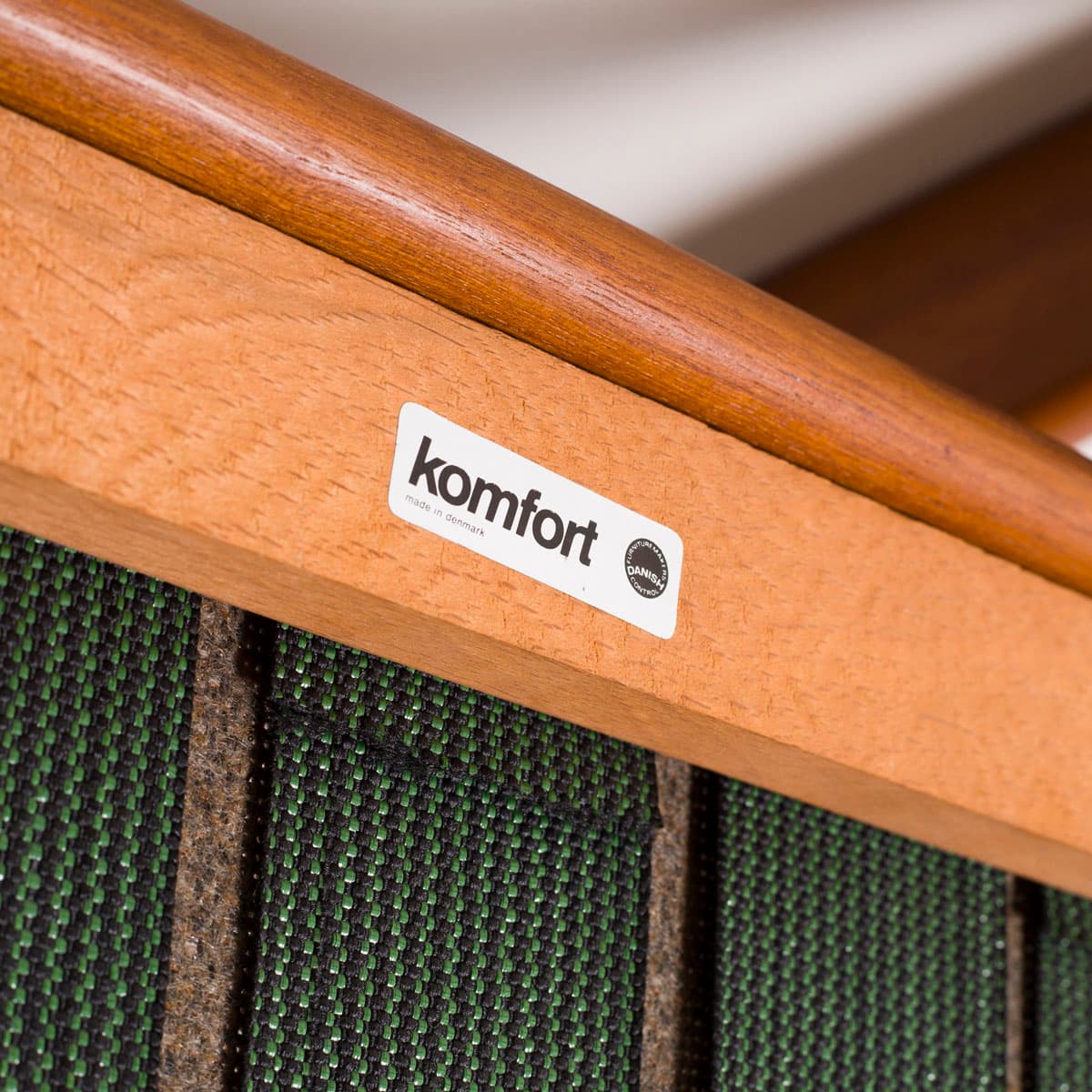 Sofa 3-osobowa, jasnobeżowa, teak, proj. A. Wahl Iversen, Komfort, Dania, lata 60. - 227692