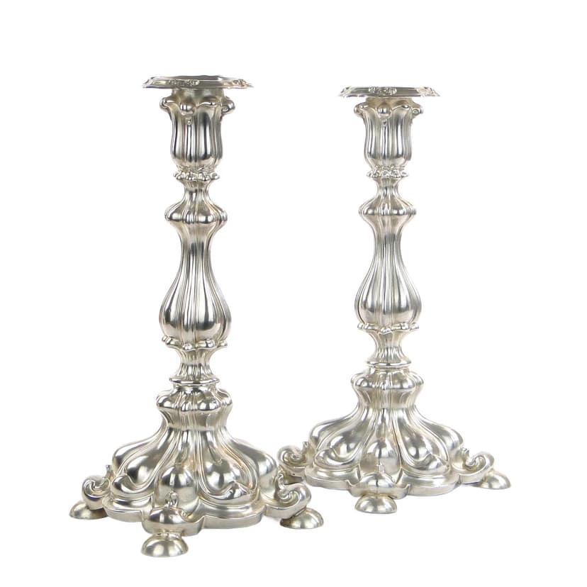 Para świeczników rococo, mosiądz platerowany srebrem, Austria, XIX w.