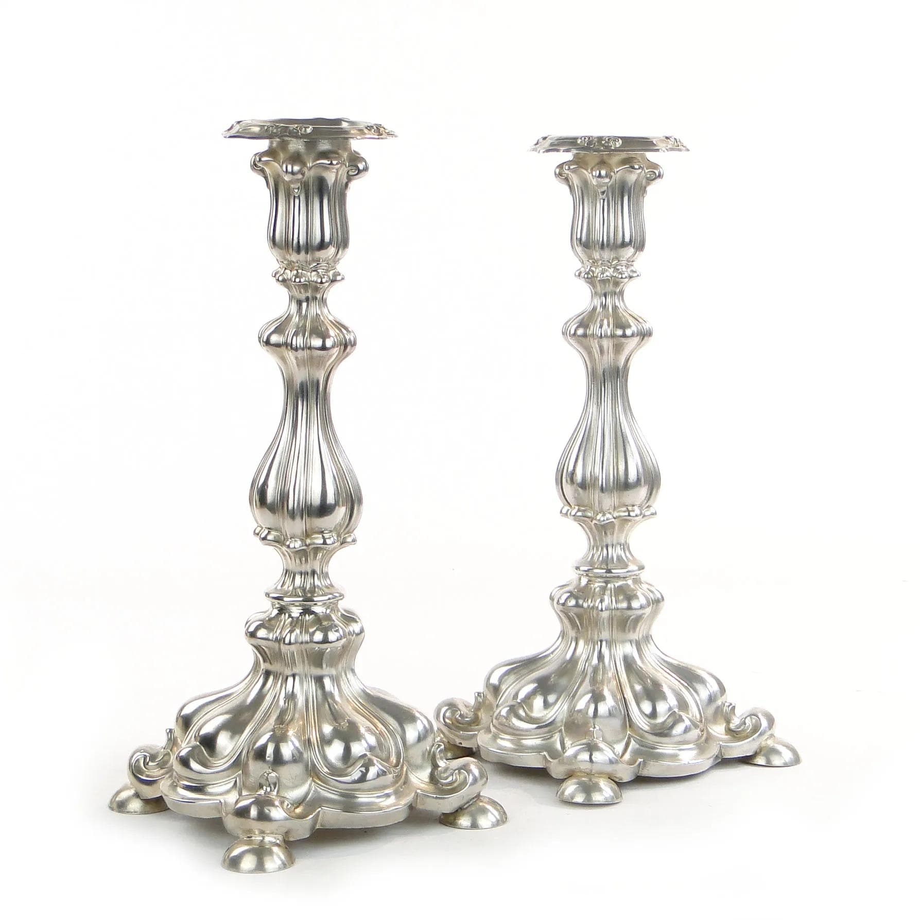 Para świeczników rococo, mosiądz platerowany srebrem, Austria, XIX w. - 16762