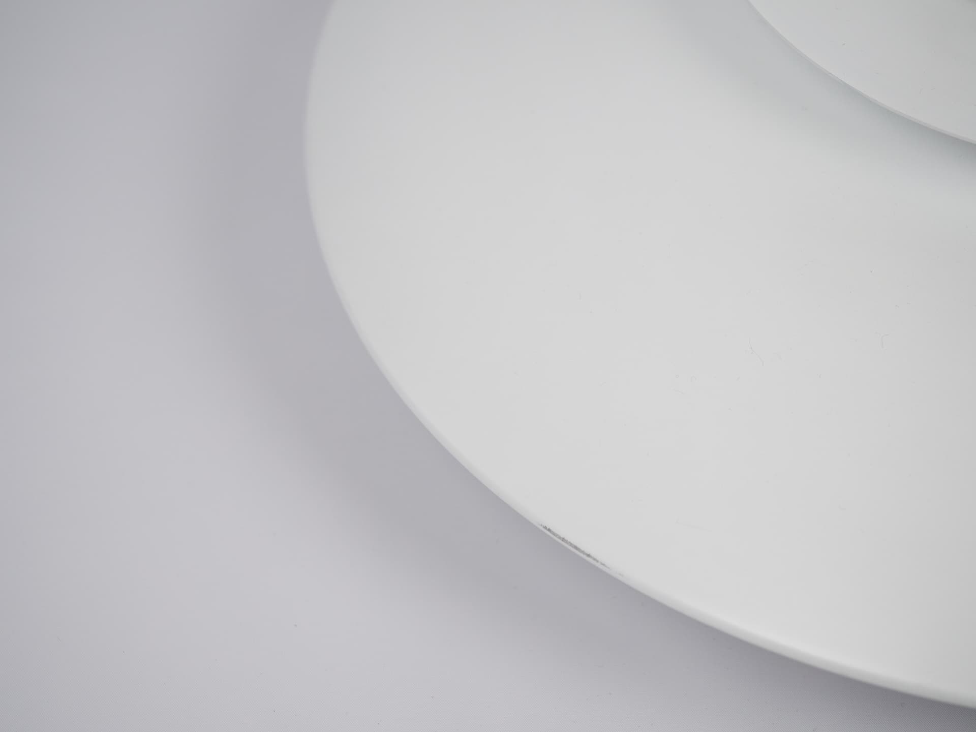 Para lamp wiszących P376, biały, aluminium, proj. J. Kastholm, P. Fabricius, Nordisk Solar, Dania, lata 80. - 228111