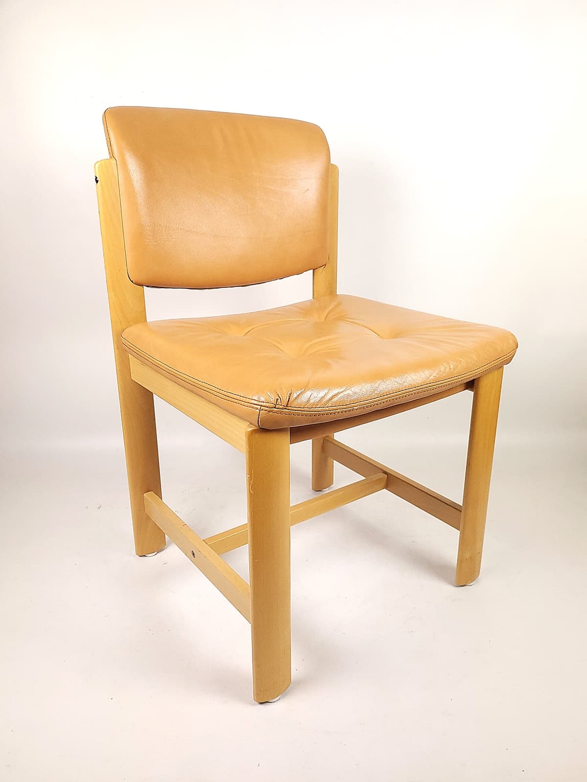 Krzesło Ulferis, brązowy, drewno, skóra naturalna, Dania, lata 70. - 228490