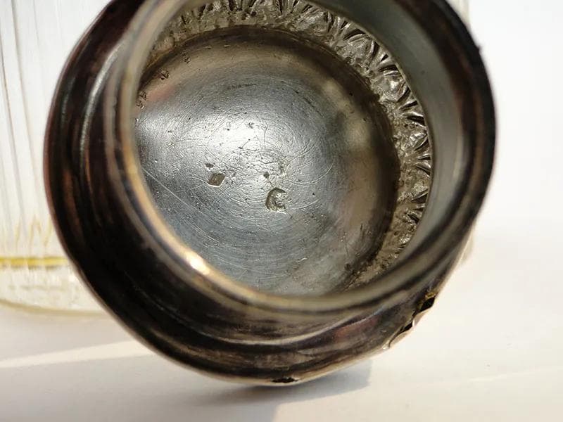 Perfume bottle, Art Nouveau, transparent crystal glass, silver, France, early 20th c. - 16759