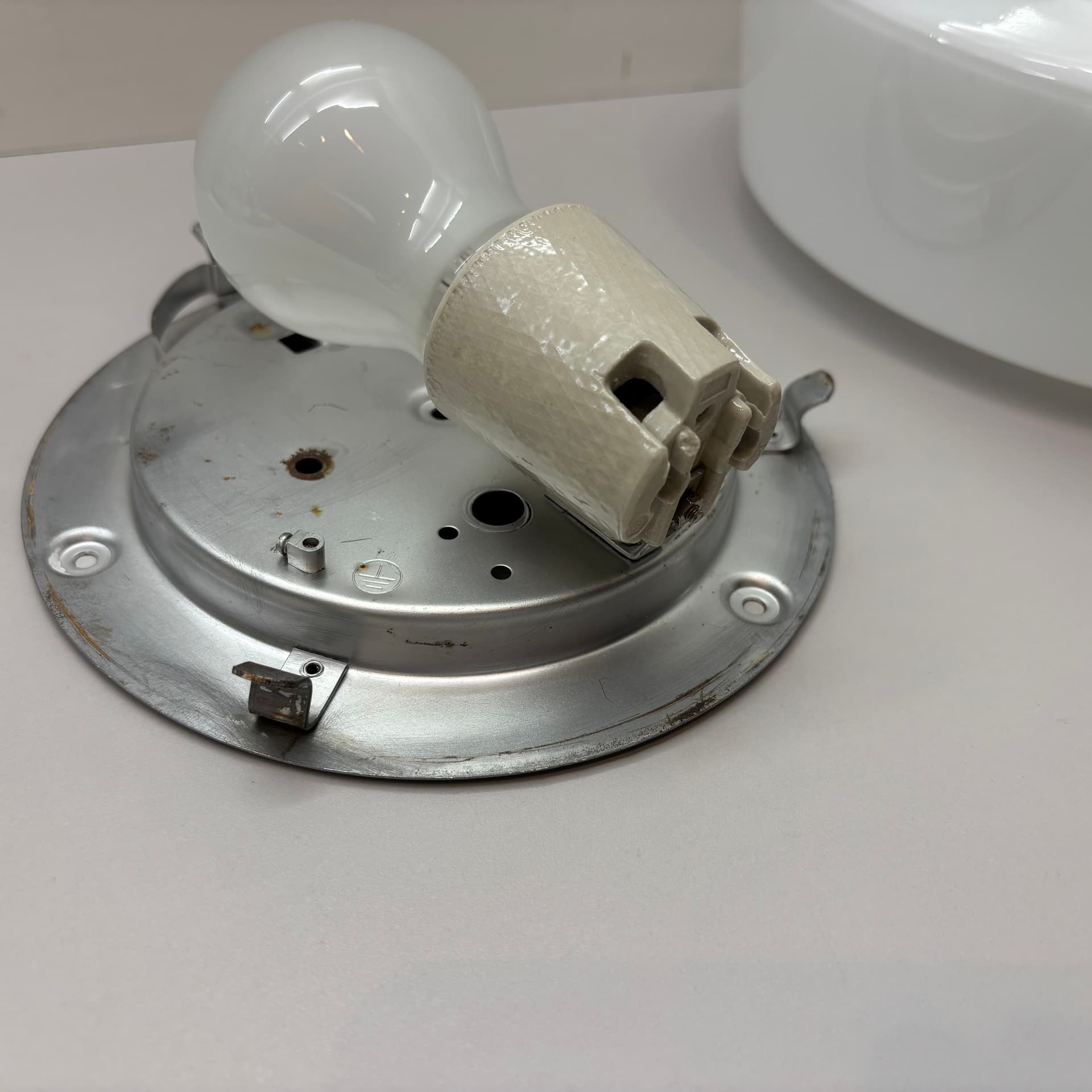 Kinkiet Bauhaus, biały, szkło, Niemcy, lata 70. - 228534