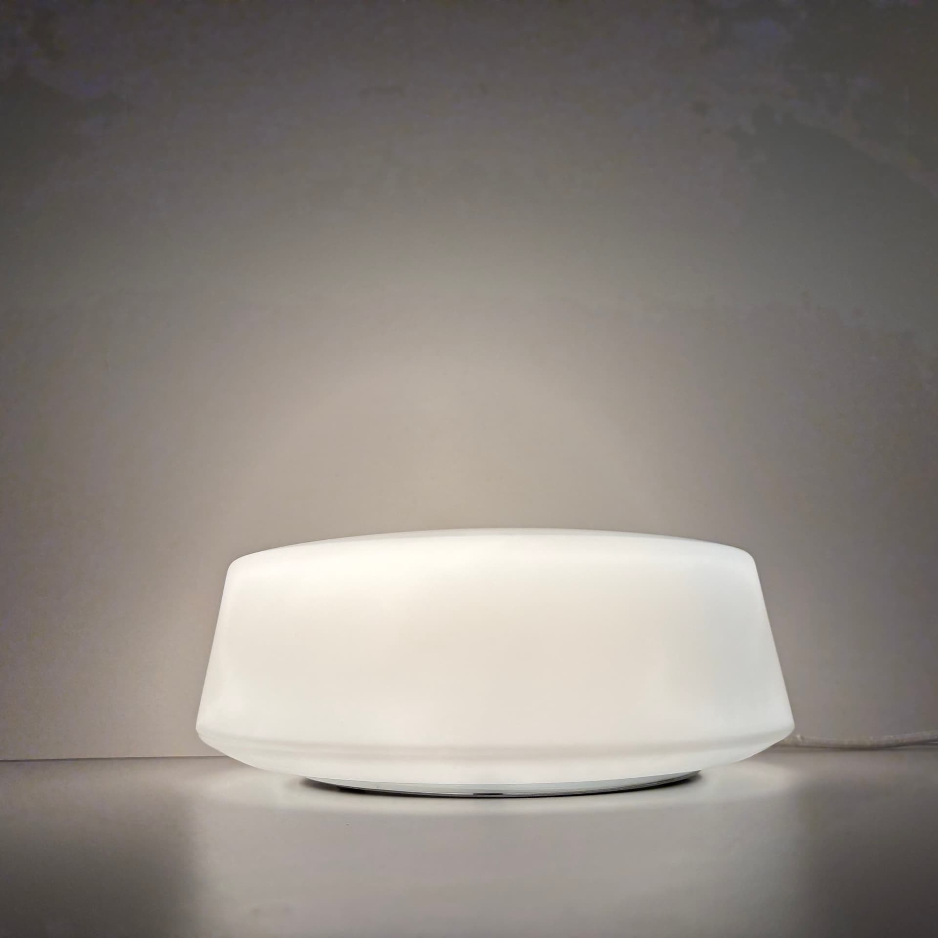 Kinkiet Bauhaus, biały, szkło, Niemcy, lata 70. - 228529