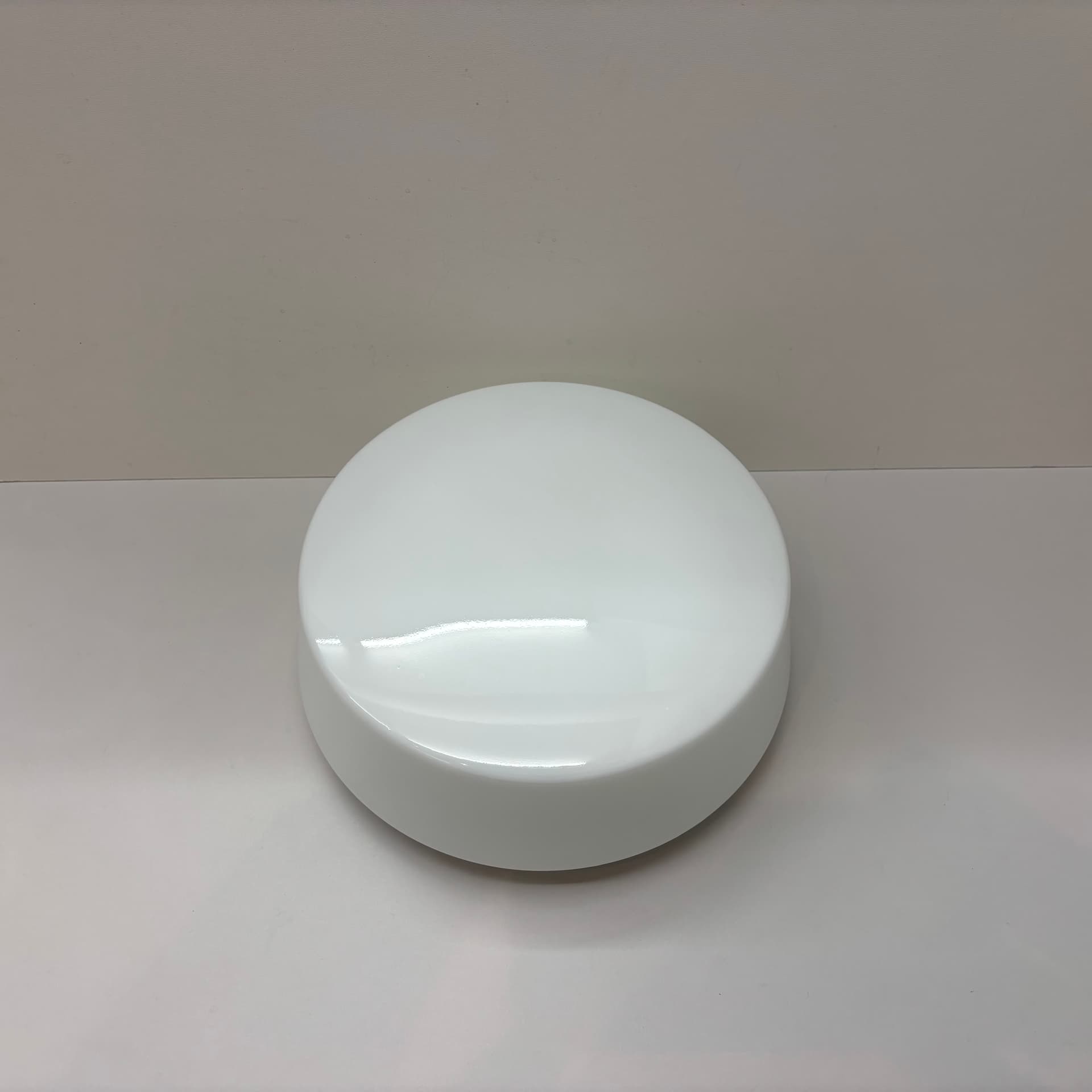 Kinkiet Bauhaus, biały, szkło, Niemcy, lata 70. - 228523