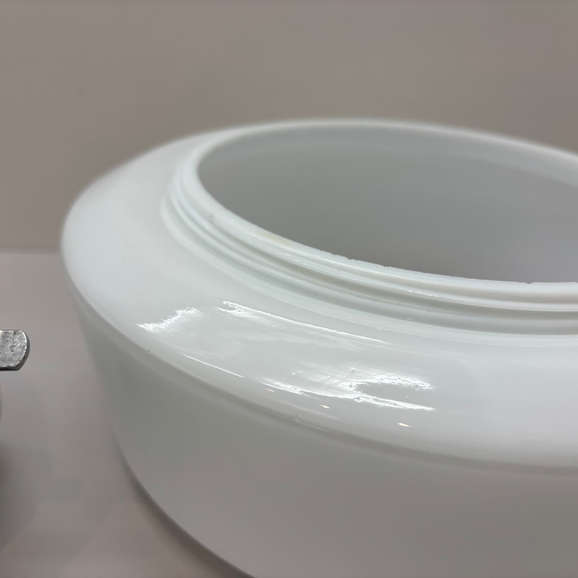 Kinkiet Bauhaus, biały, szkło, Niemcy, lata 70. - 228528