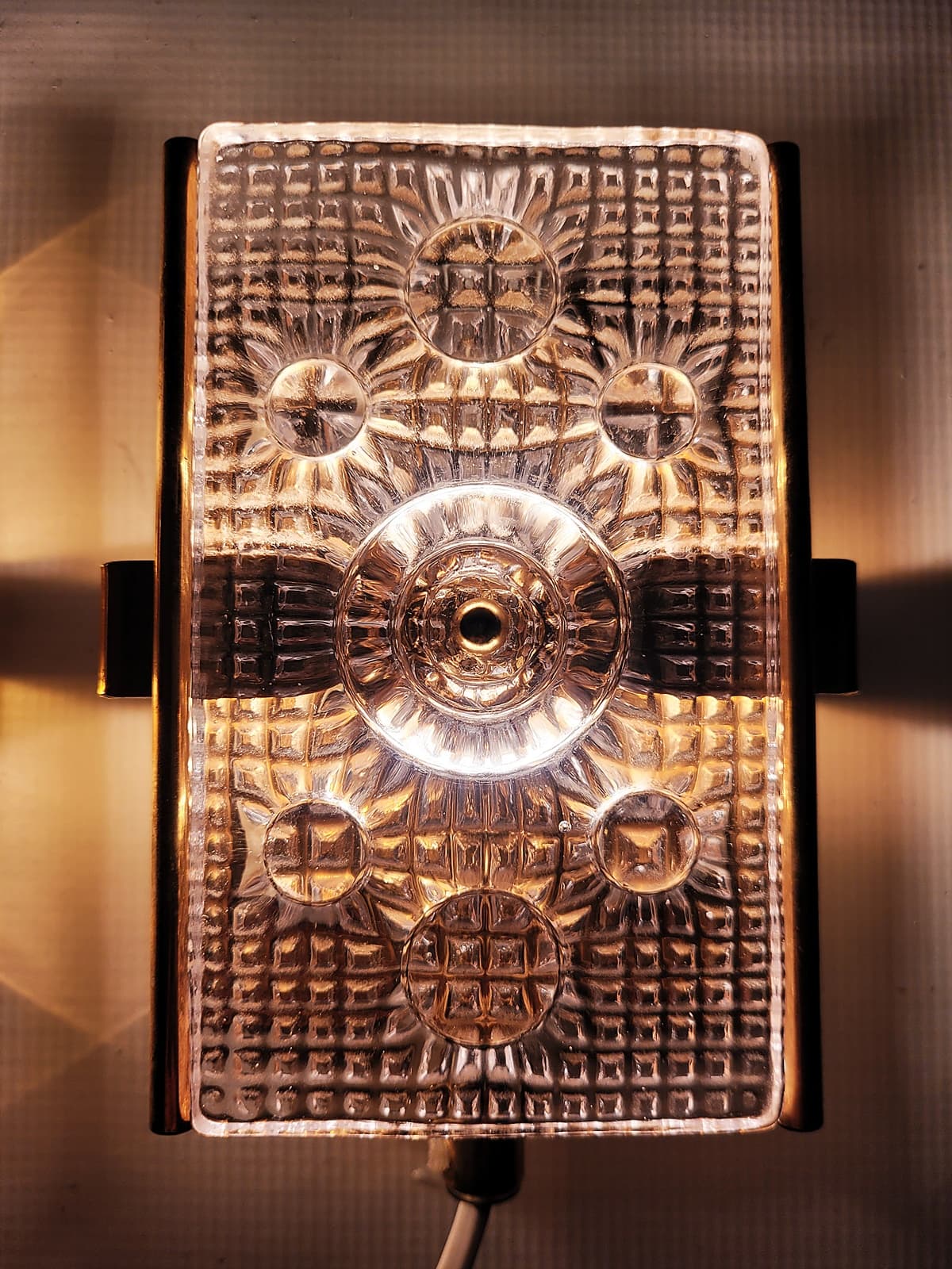 Para kinkietów MPR 90-493, szkło kryształowe przezroczyste, mosiądz złoty, proj. C. Fagerlund, Orrefors, Szwecja, lata 60. - 228559