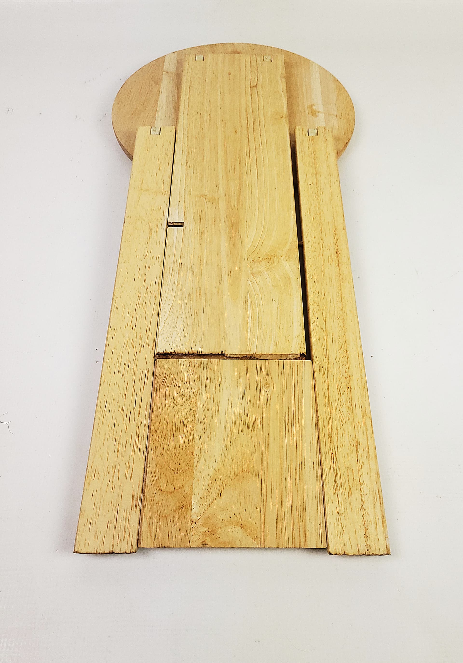 Taboret Suzy, brązowy, buk, proj. A. Reed, Wielka Brytania, lata 80. - 228592