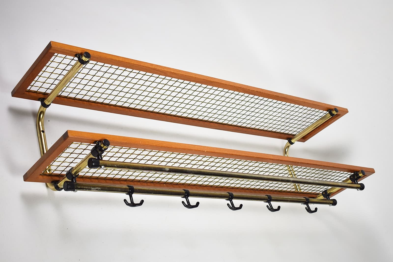 Wieszak ścienny, teak brązowy, Skandynawia, lata 60. - 228611