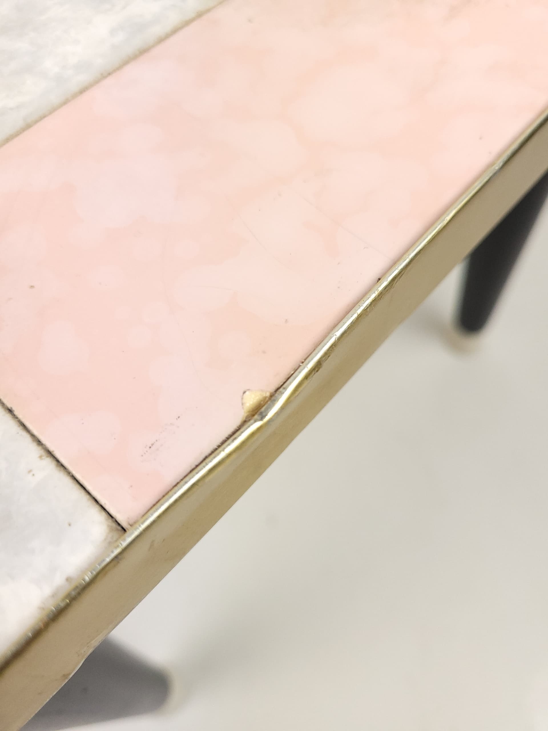 Kwietnik Rockabilly, multikolor, porcelana, metal, drewno, lata 60. - 228627