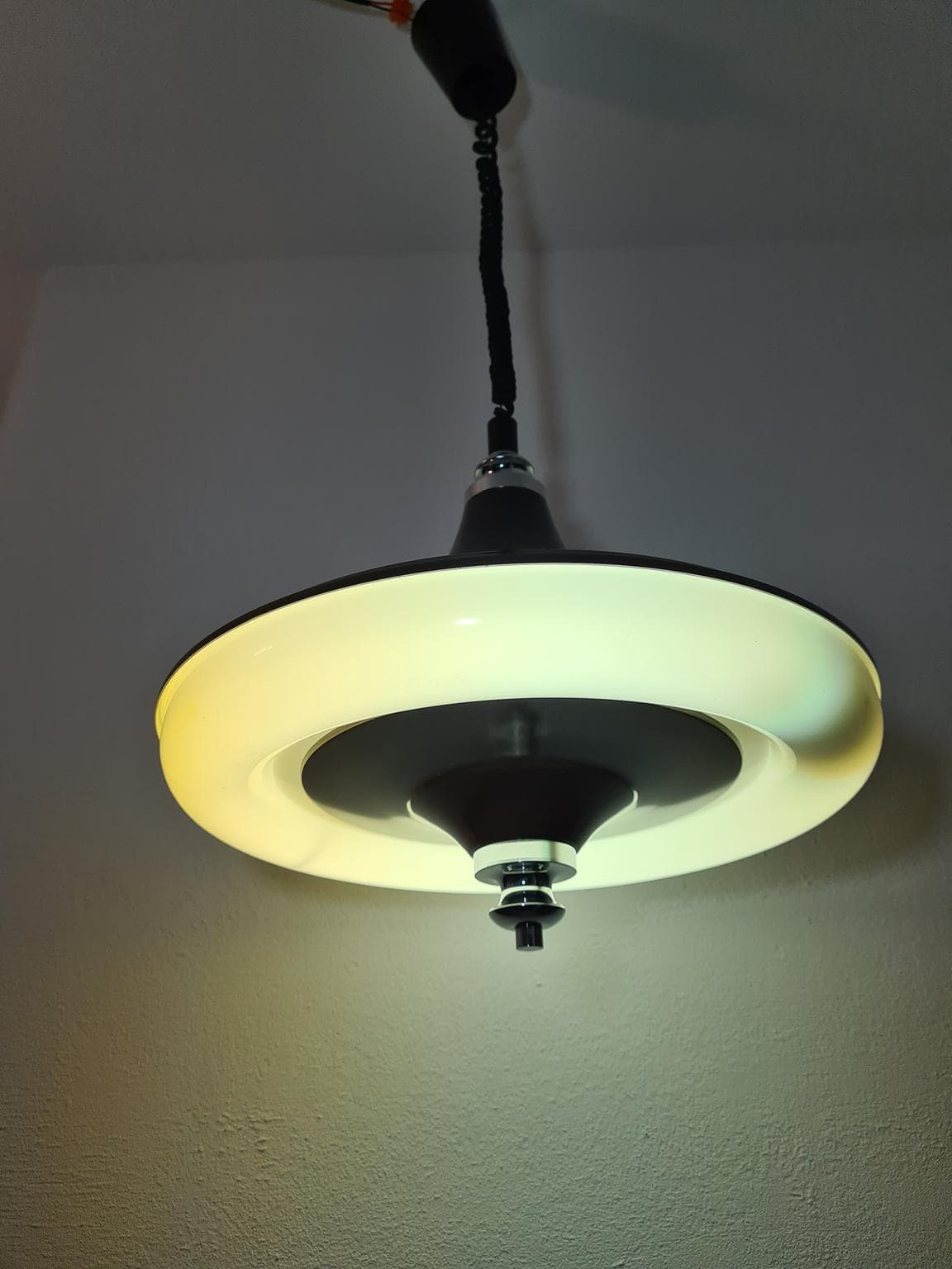 Lampa wisząca Space Age, brązowy, szkło, Massive, Belgia, lata 70. - 228682