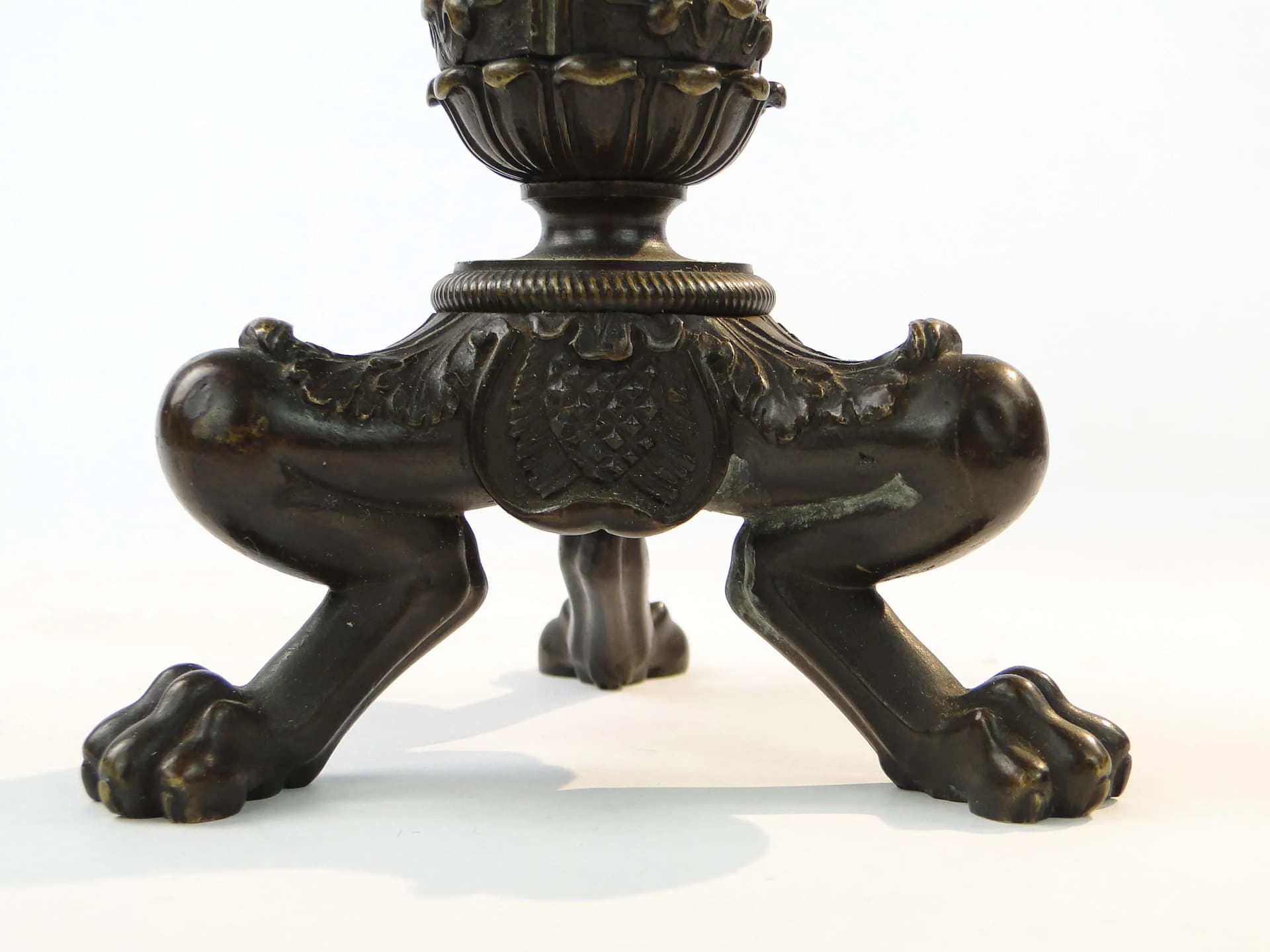 Świecznik empire, brąz ciemny, Francja, początek XX w. - 16745