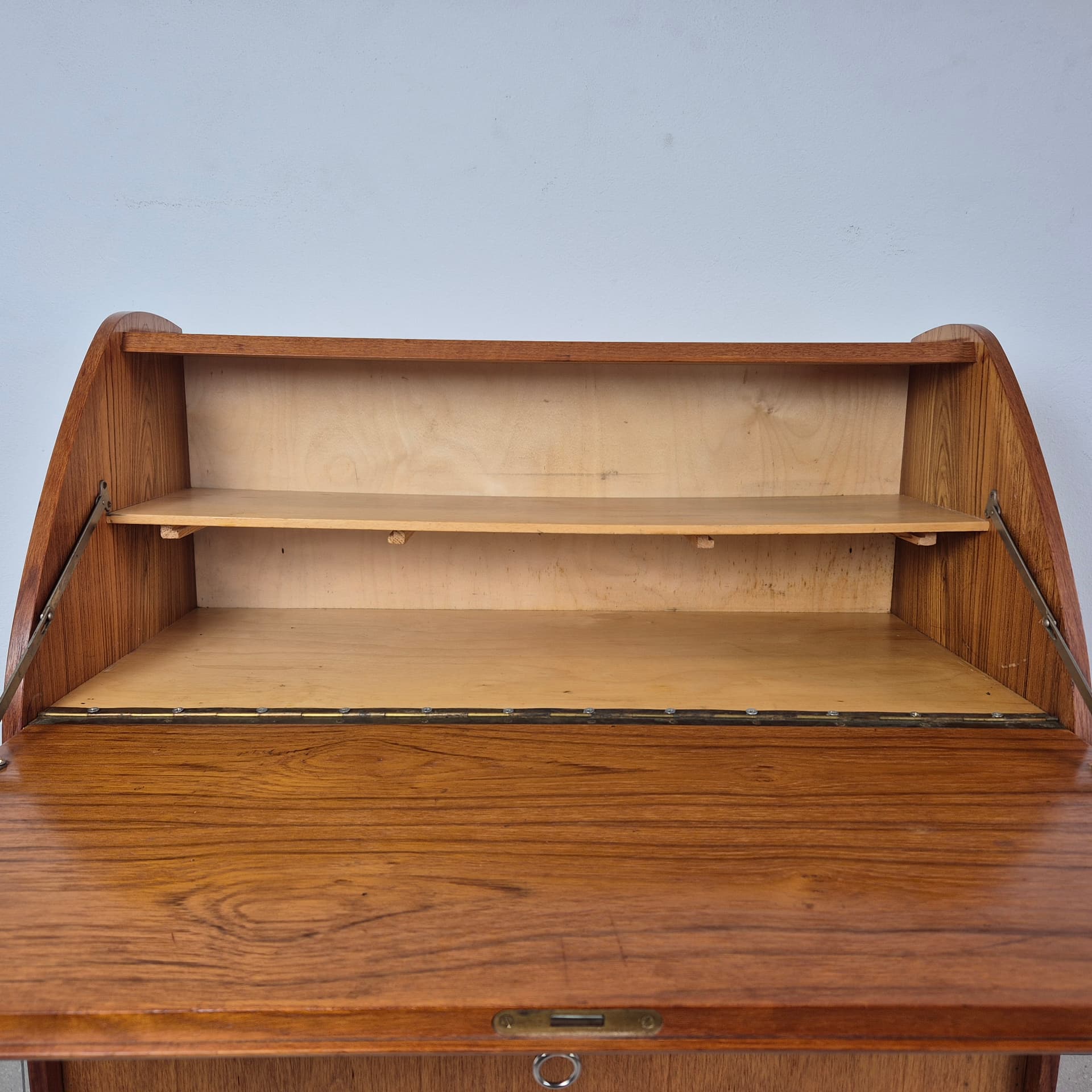 Sekretarzyk, teak brązowy, Norwegia, lata 60. - 228927