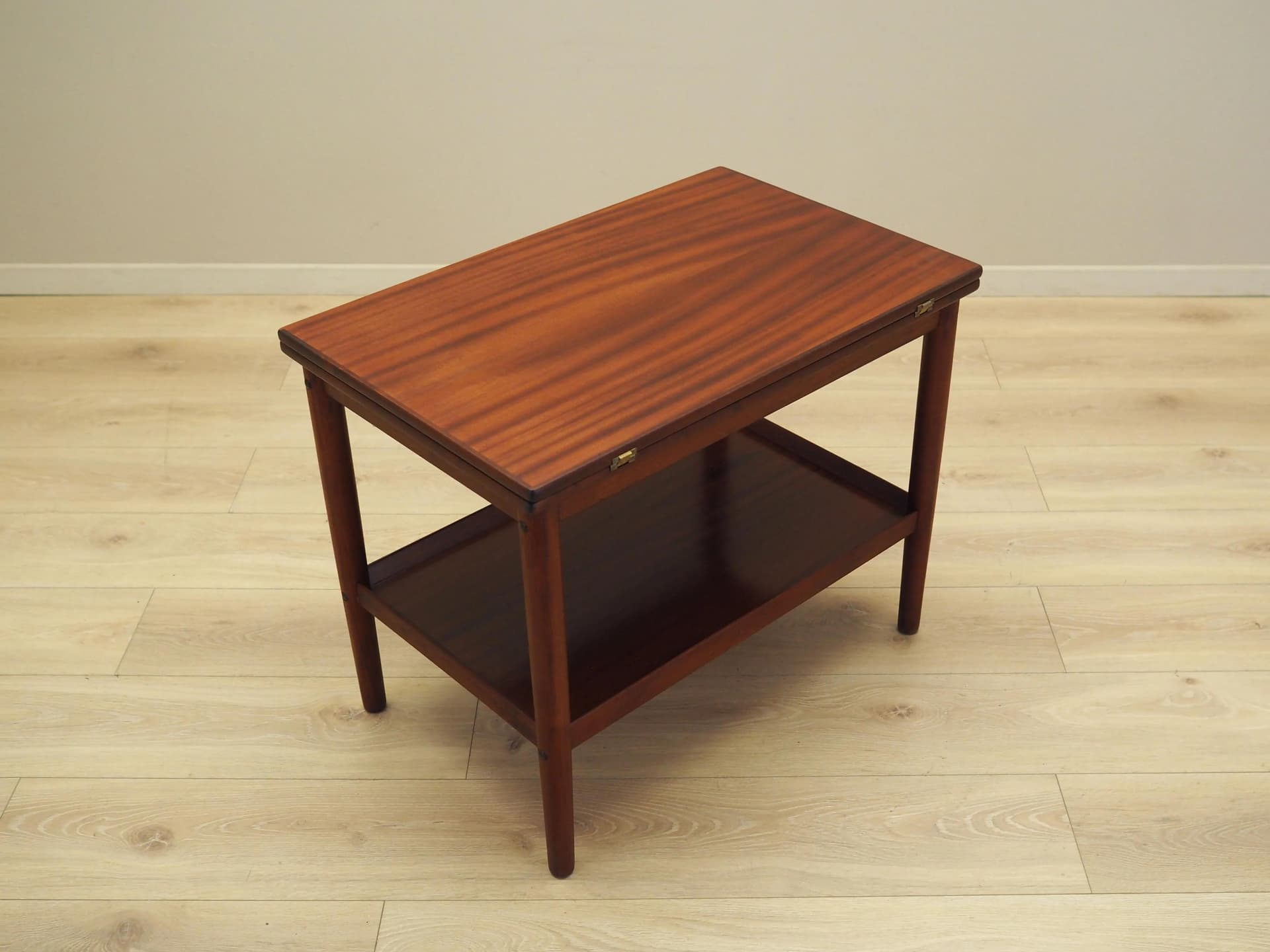 Extendable Coffee Table, brown mahogany, by O. Wanscher, Denmark, 1960s - 16806
