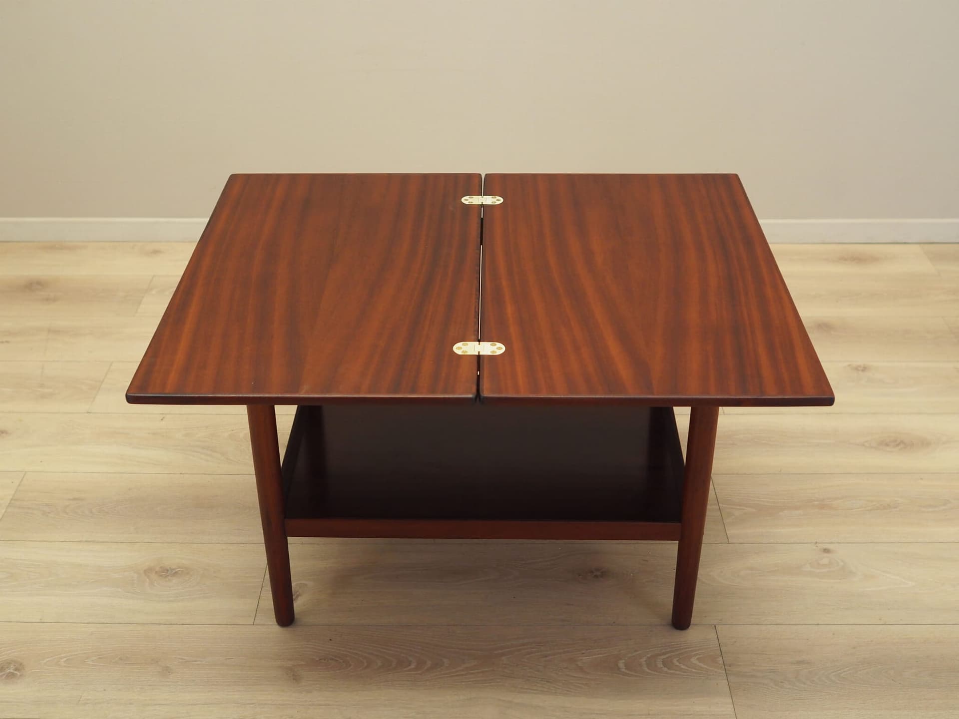 Extendable Coffee Table, brown mahogany, by O. Wanscher, Denmark, 1960s - 77508