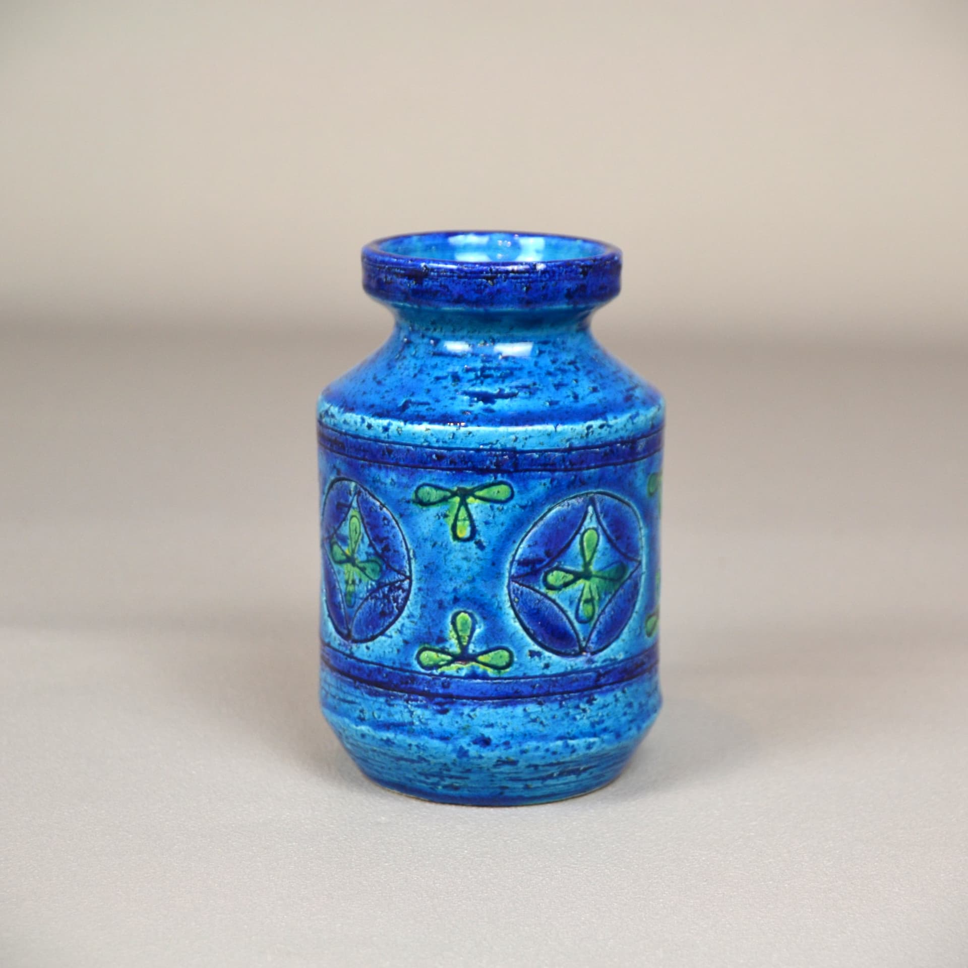 Wazon Blue Rimini, ceramika niebieska, proj. A. Londi, Bitossi, Włochy, lata 60. - 67