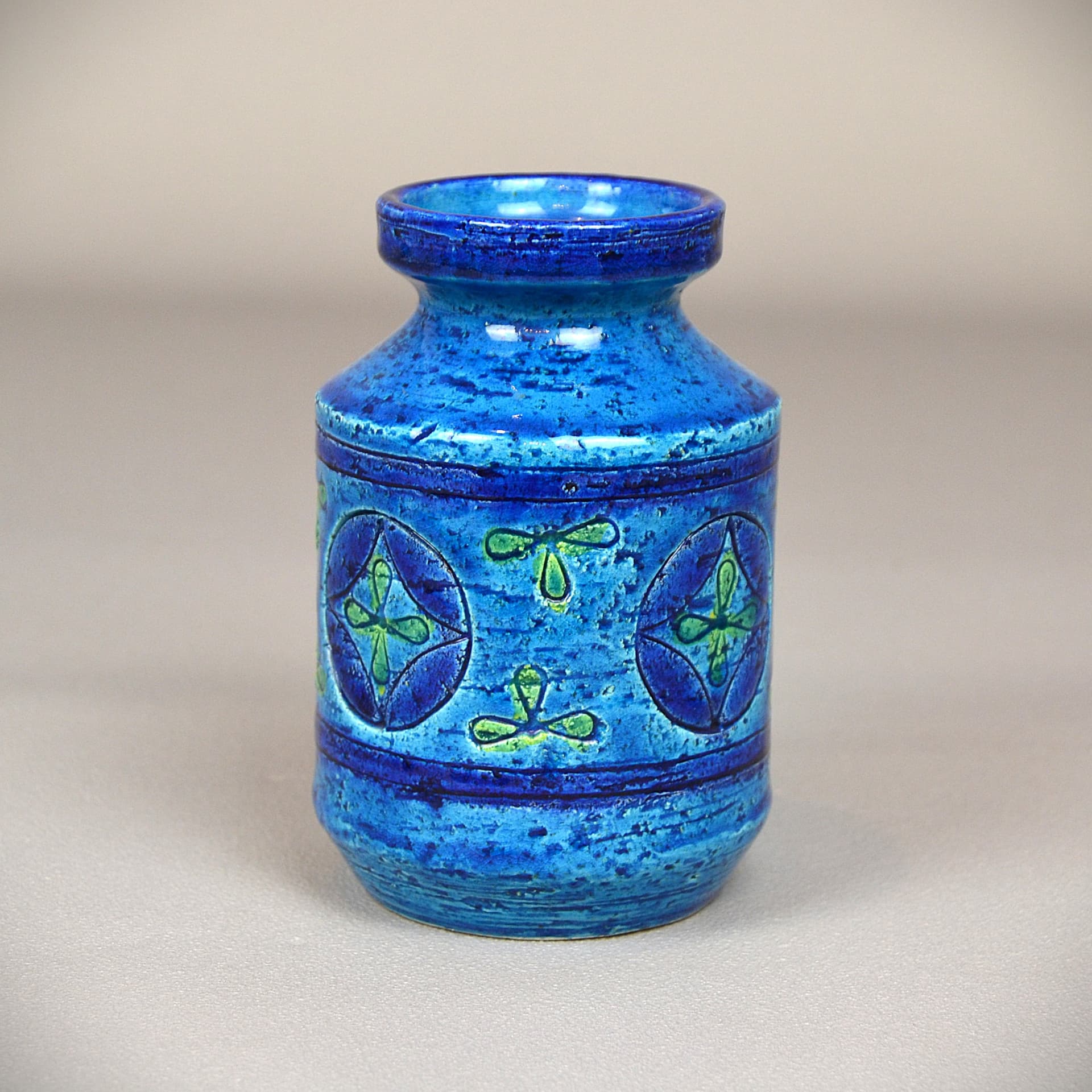 Wazon Blue Rimini, ceramika niebieska, proj. A. Londi, Bitossi, Włochy, lata 60. - 66