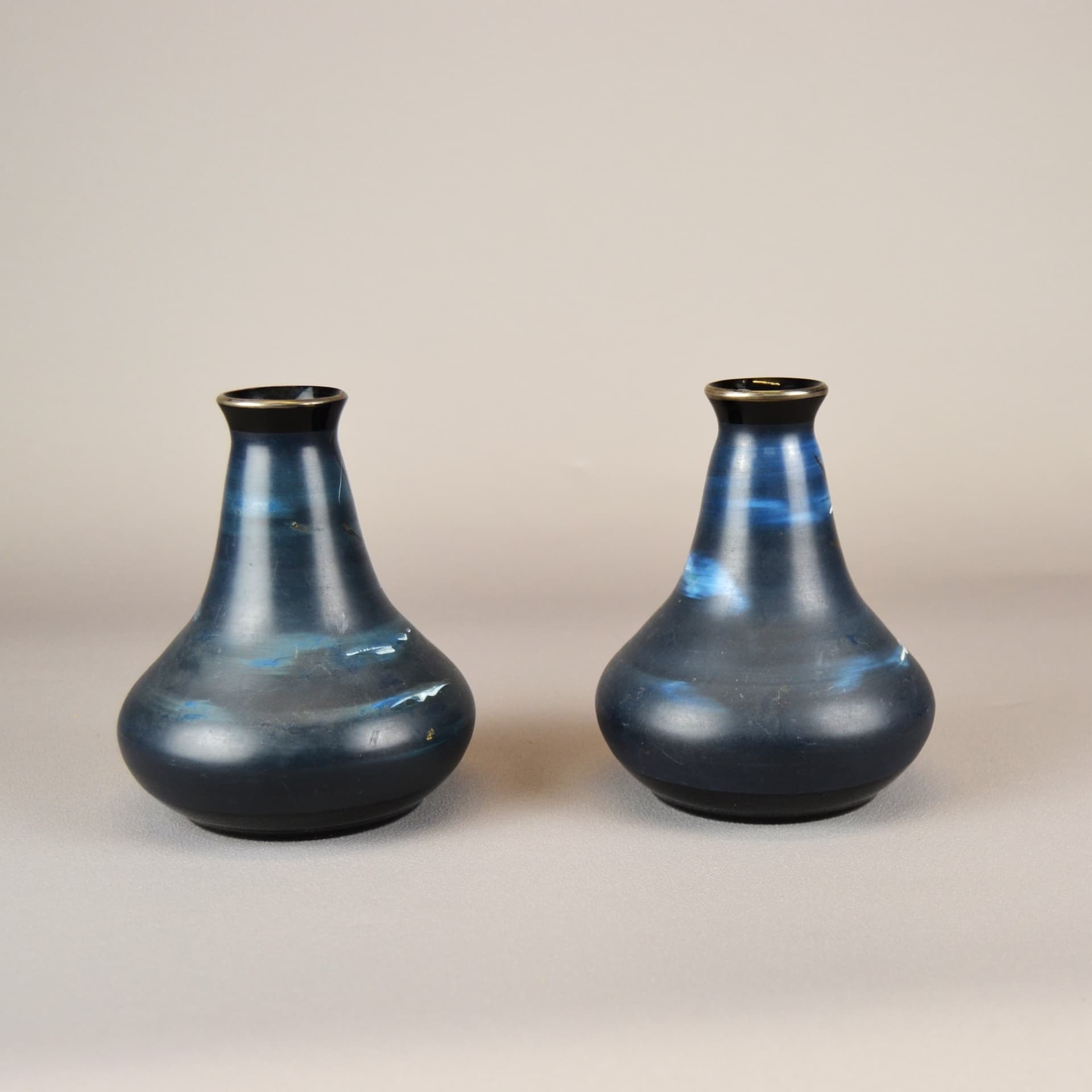 Wazon art déco, niebieski, szkło, Szwecja, początek XX w. - 29858