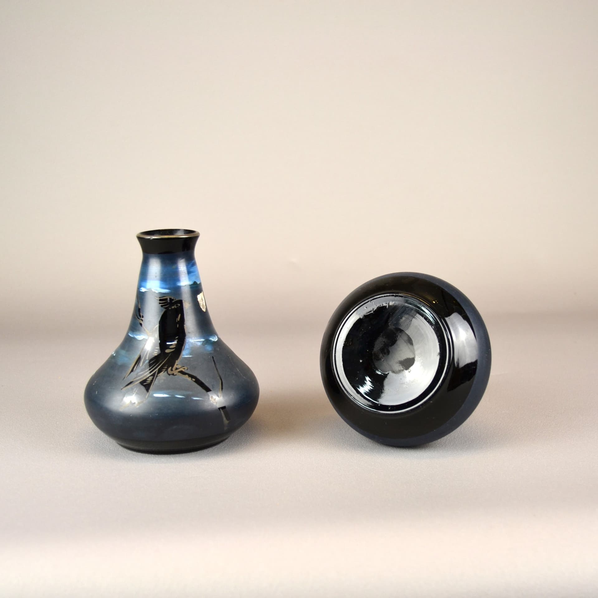 Wazon art déco, niebieski, szkło, Szwecja, początek XX w. - 29861