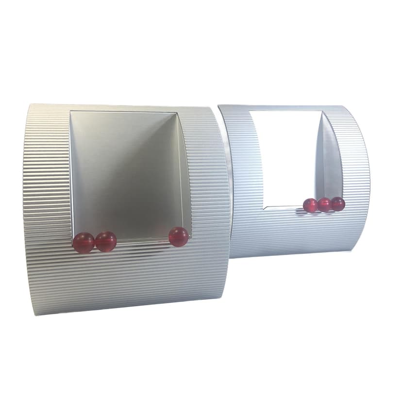 Para kinkietów, srebrny, aluminium, proj. J. Medebach, Belux, Szwajcaria, lata 90.