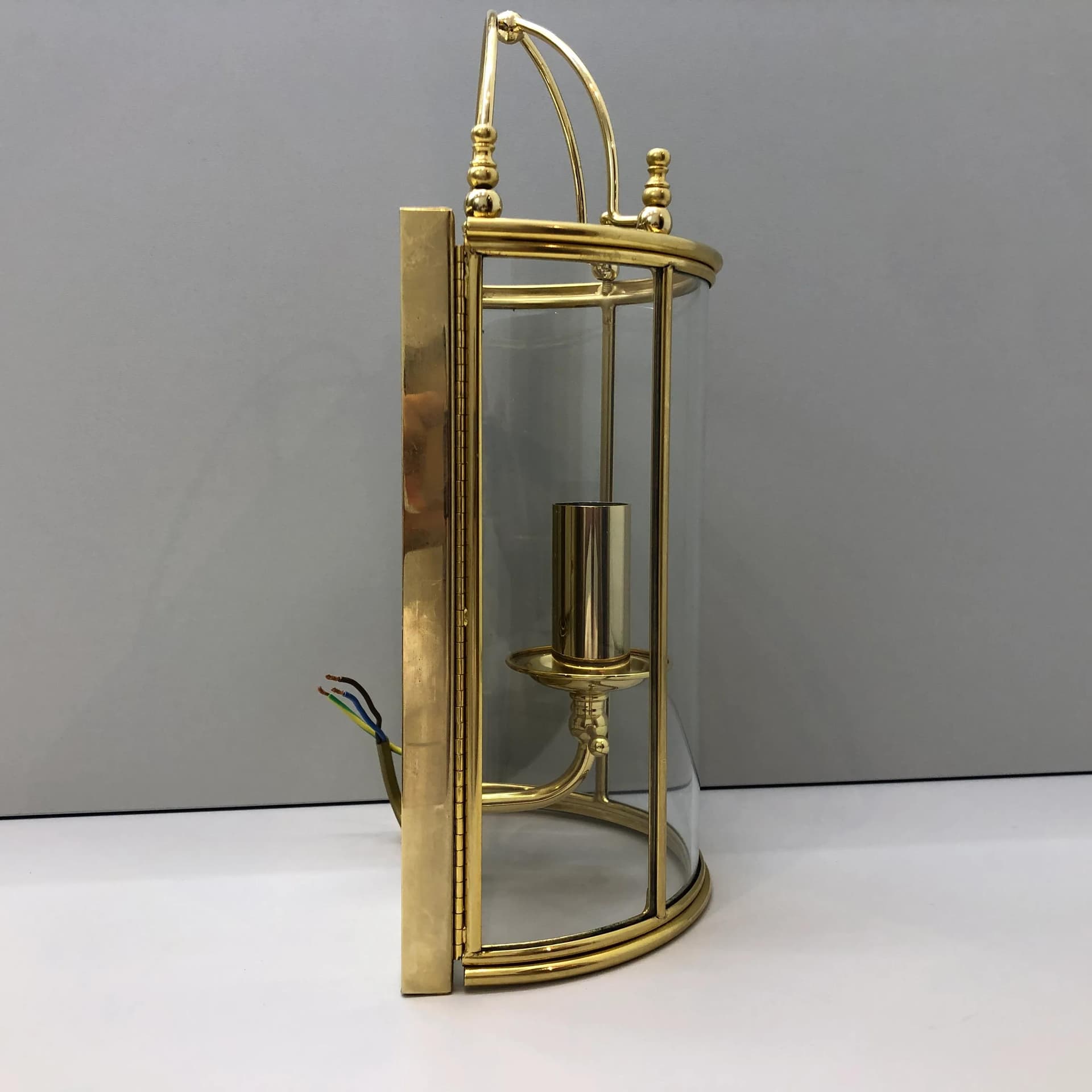 Kinkiet Art déco, złoty, mosiądz szkło, IL Fanale, Włochy, lata 90. - 16841