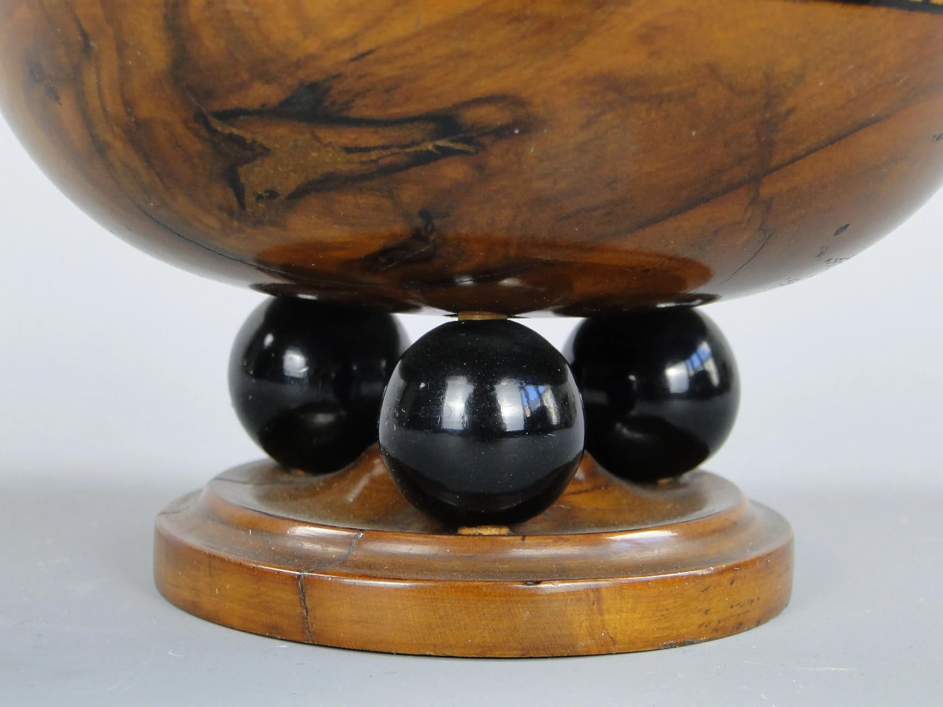 Biedermeier tazza, walnut brown, Austria, 19th c. - 16947