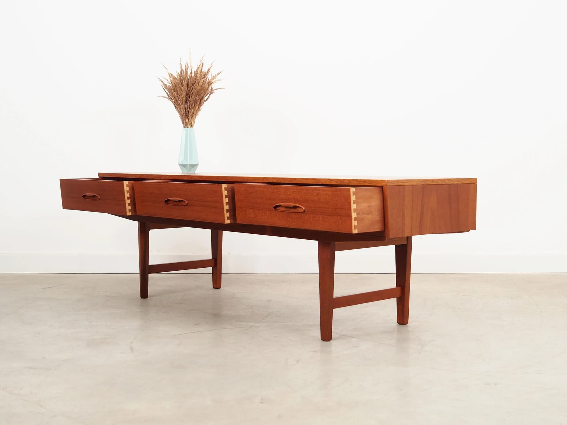 Lowboard, teak pomarańczowy, Dania, lata 60. - 16783