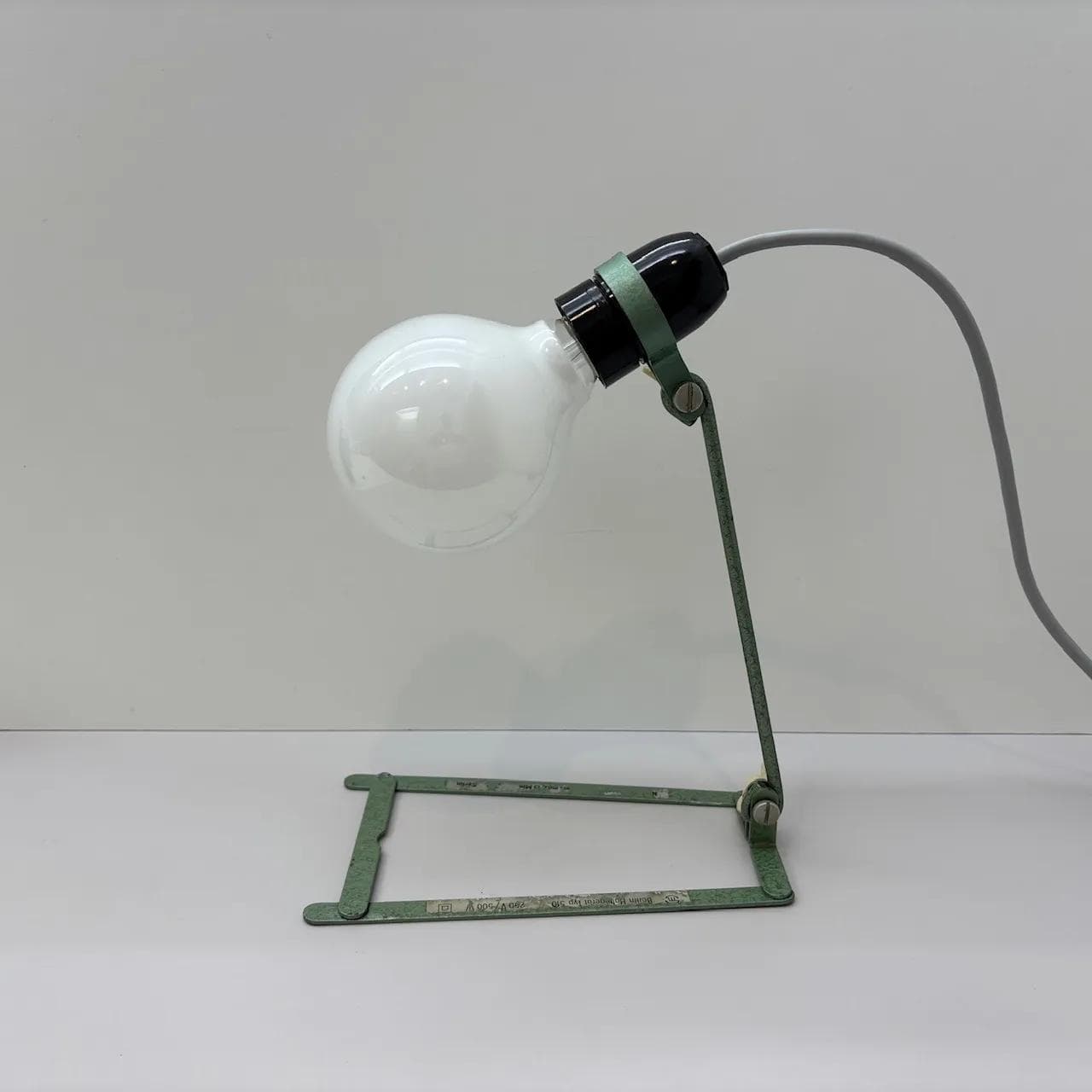 Desk Lamp Berlin Haltegerät 510, green metal, black Bakelite, Germany, 1960s - 16816