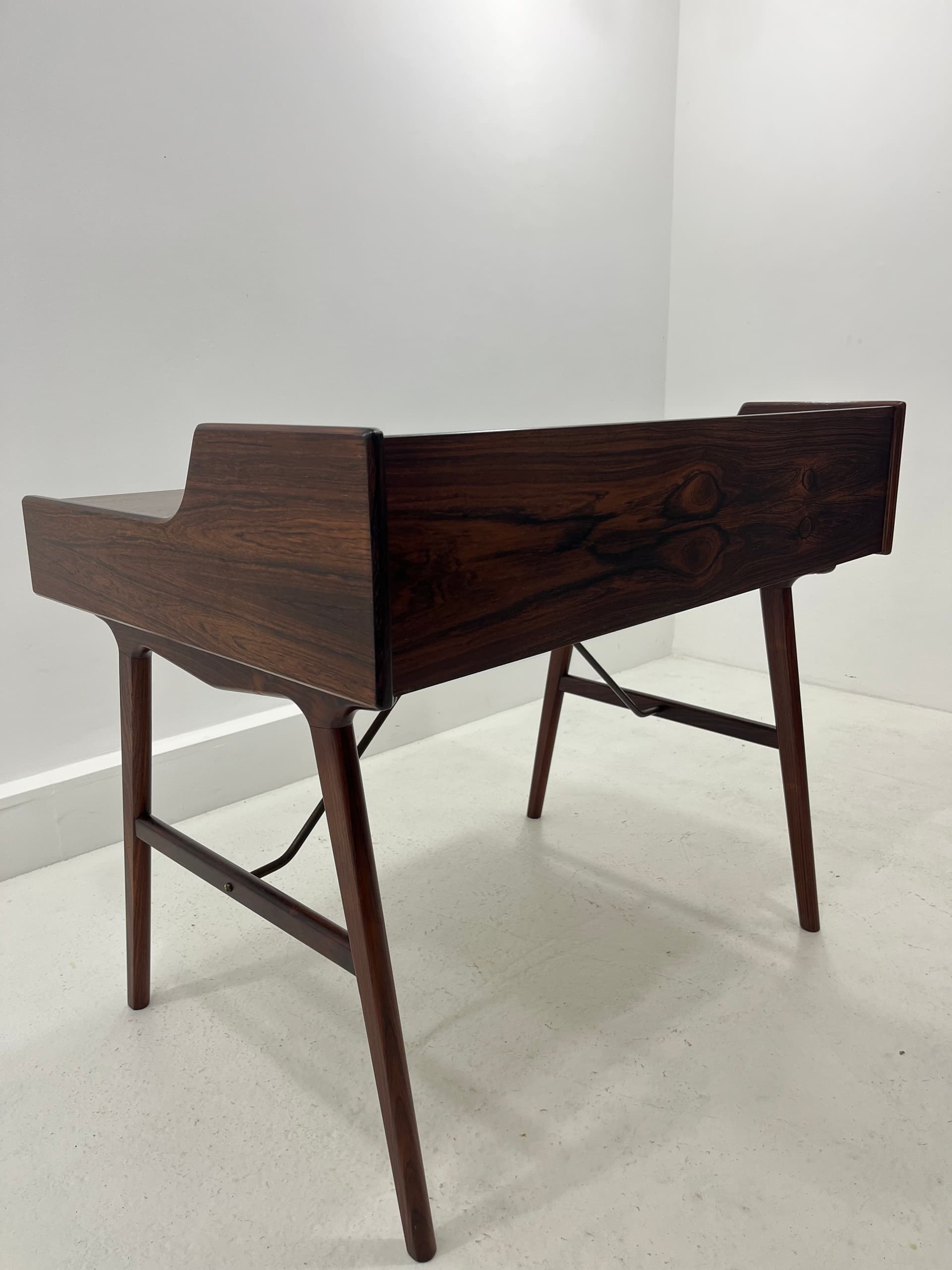 Biurko, palisander brązowy, proj. A. Wahl Iversen, Vinde Mobelfabrik, Dania, lata 60. - 229779