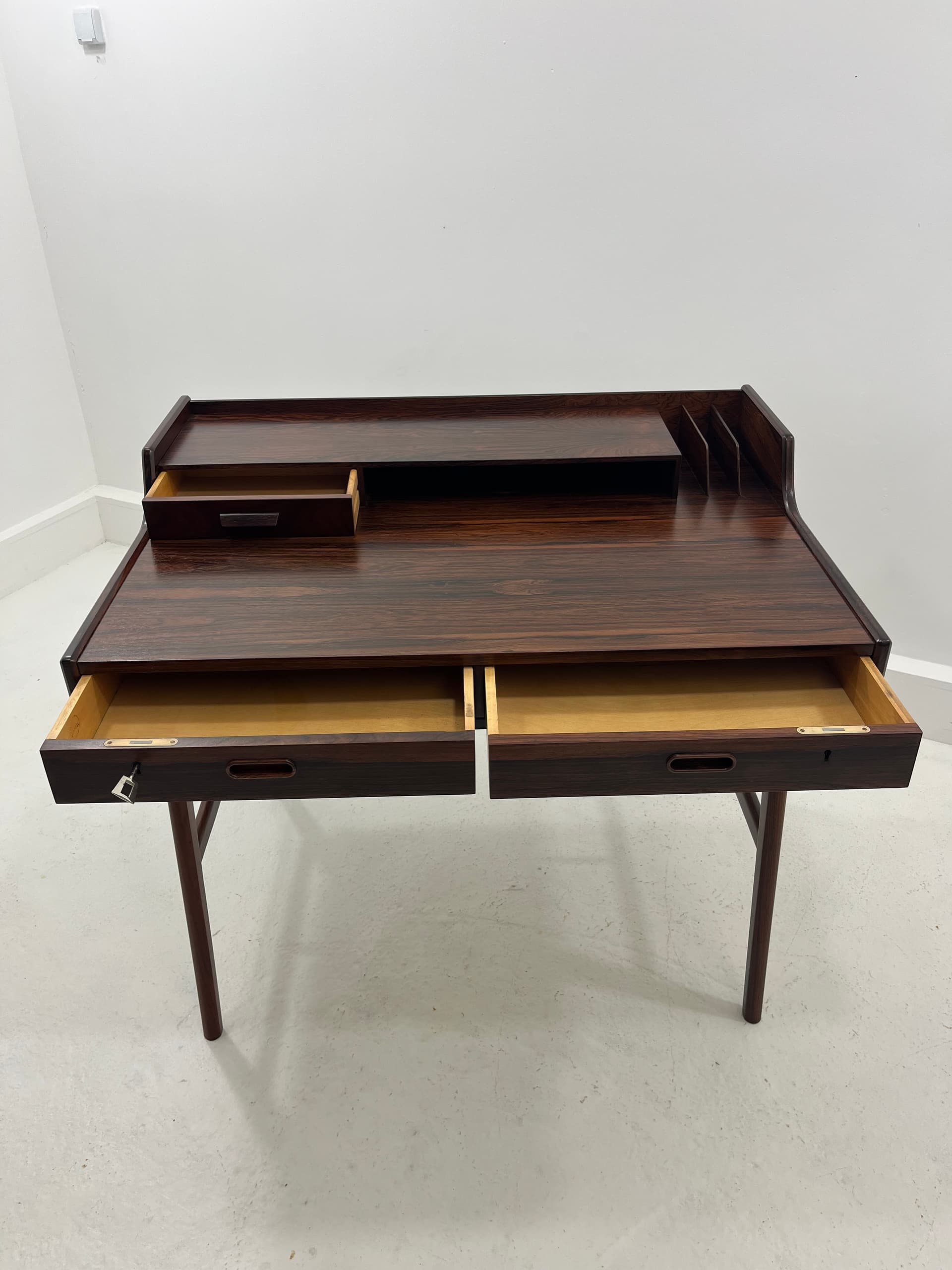 Biurko, palisander brązowy, proj. A. Wahl Iversen, Vinde Mobelfabrik, Dania, lata 60. - 229772