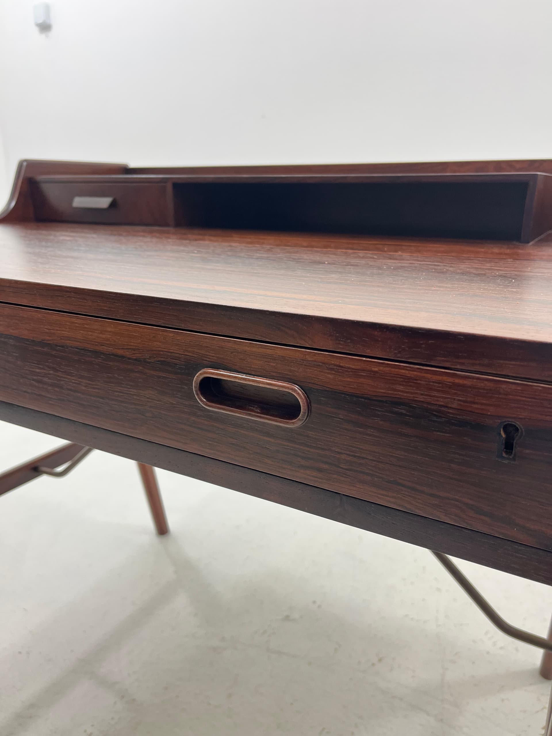 Biurko, palisander brązowy, proj. A. Wahl Iversen, Vinde Mobelfabrik, Dania, lata 60. - 229767