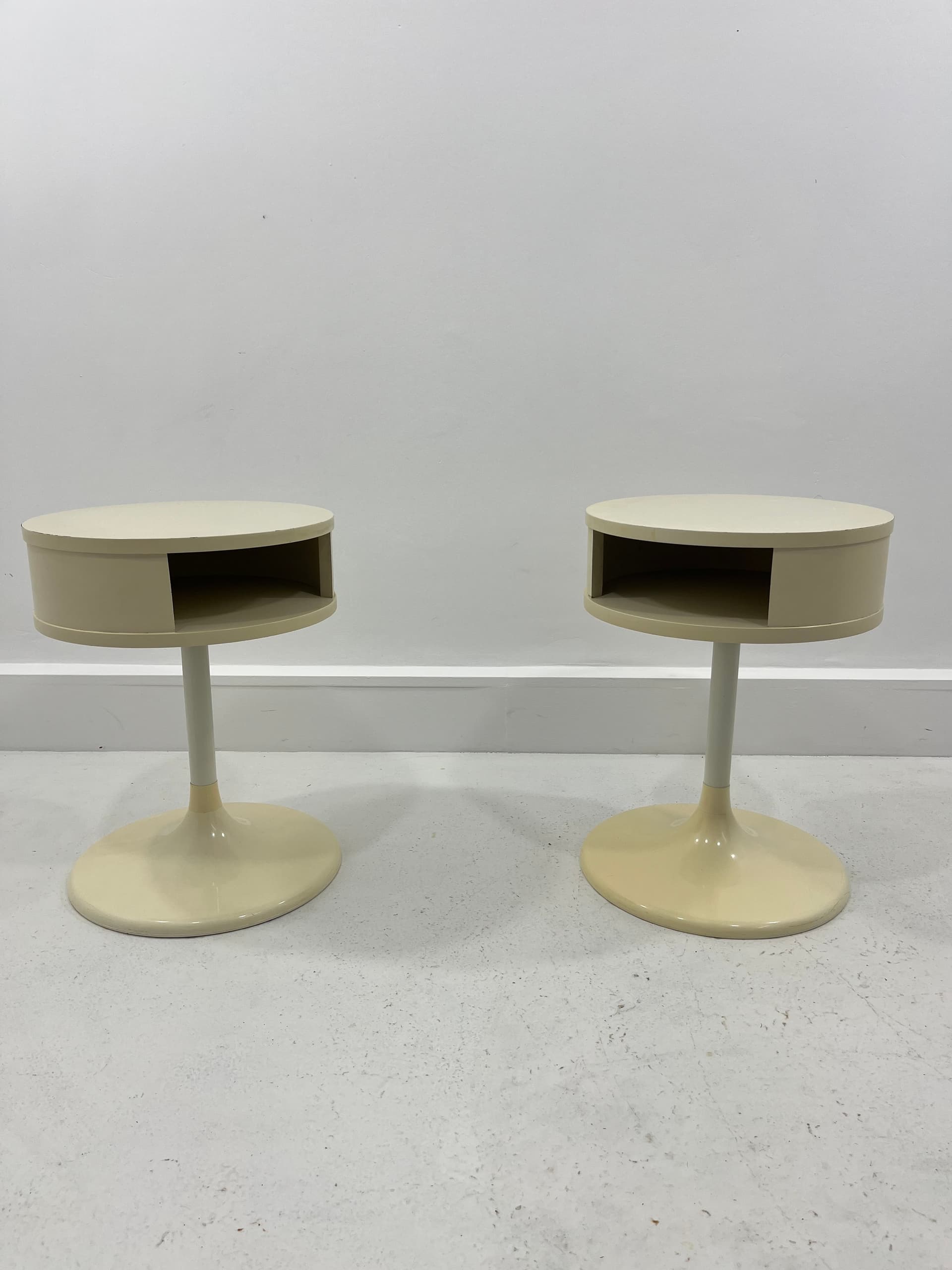 Para stolików Tulipan Space Age, beżowy, plastik, Lusch Erzeugnis, Niemcy, lata 70. - 229813