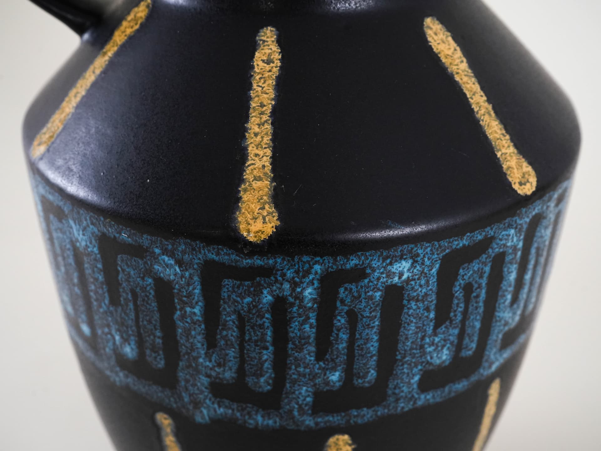 Wazon, czarny, ceramika, Niemcy, lata 80. - 230174