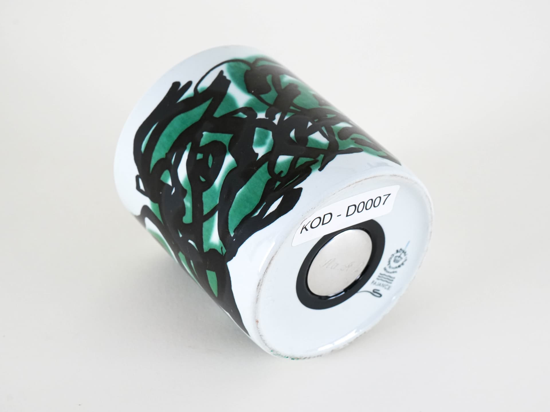 Mug, white porcelain, by M. Andersen, Royal Copenhagen, Denmark, 1980s. - 230198