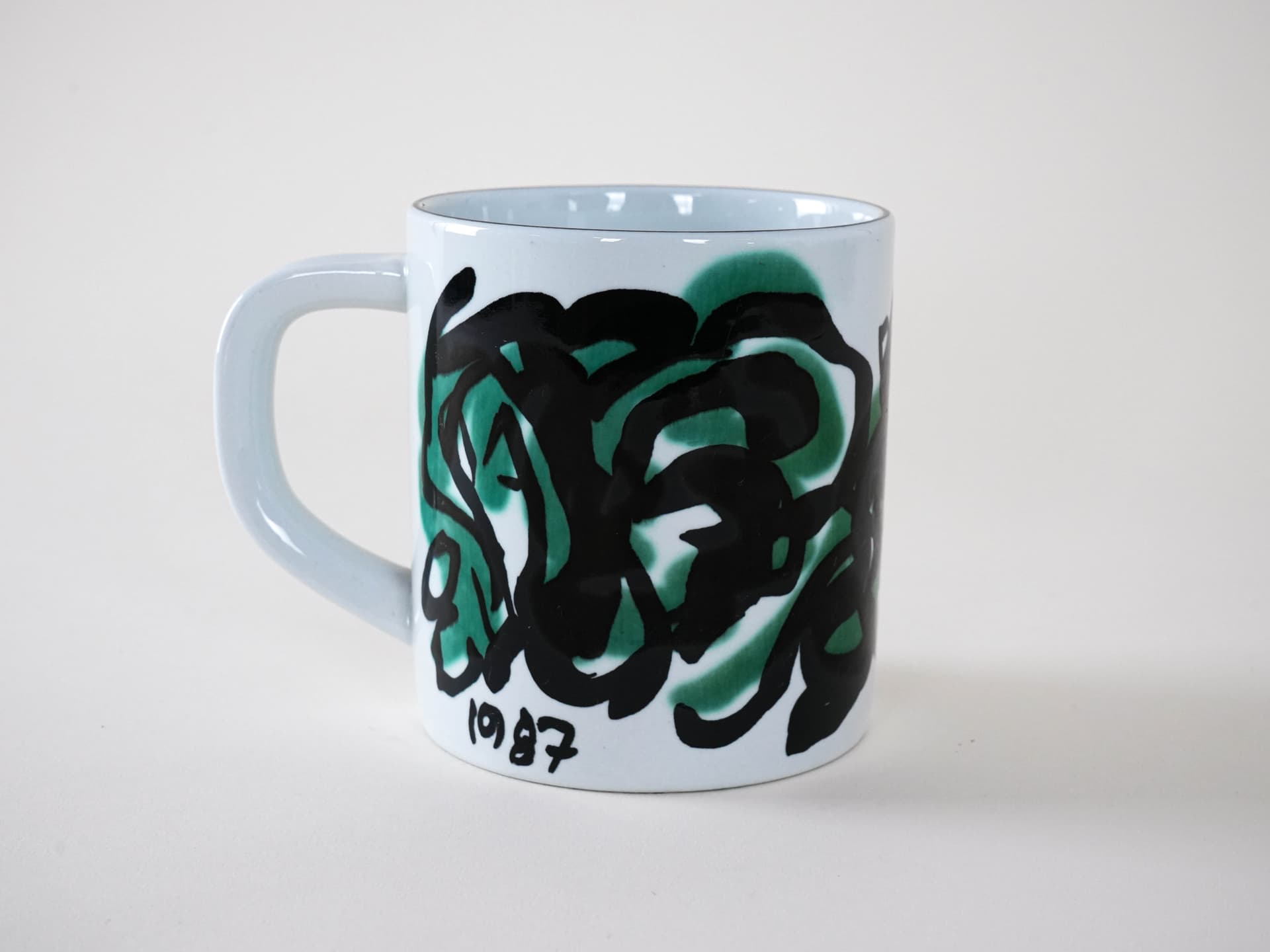 Mug, white porcelain, by M. Andersen, Royal Copenhagen, Denmark, 1980s. - 230197