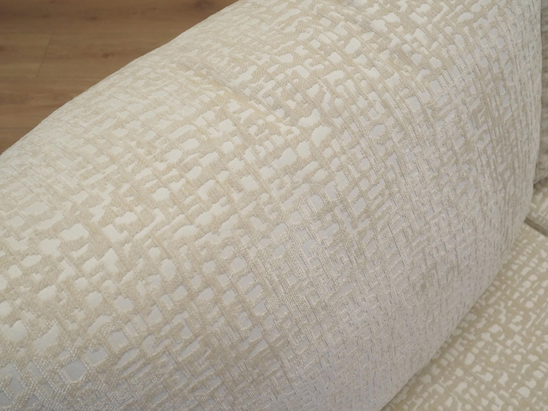 Sofa Piumotto, white fabric, by A. Arrigoni, Busnelli, Italy, 1970s. - 17580