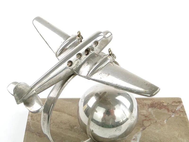 Art Deco Desk Sculpture, silver metal, marble, 1920s. - 17184