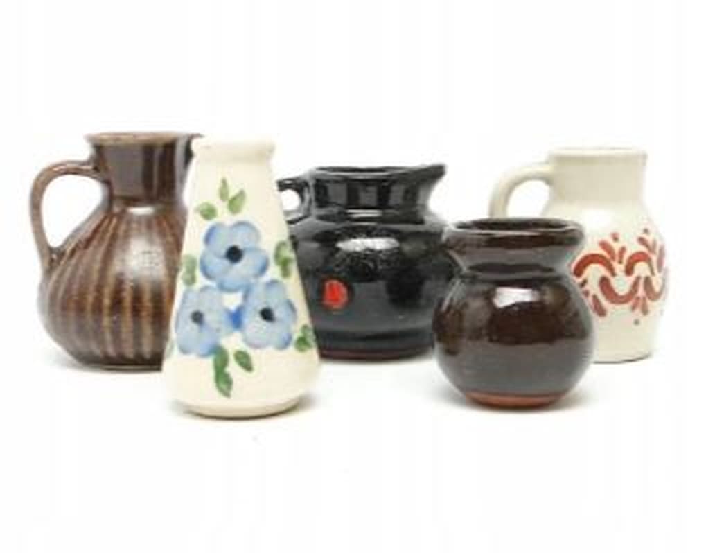 Zestaw dzbanków miniaturowych, mid-century modern, porcelana, Polska, lata 50. - 230996